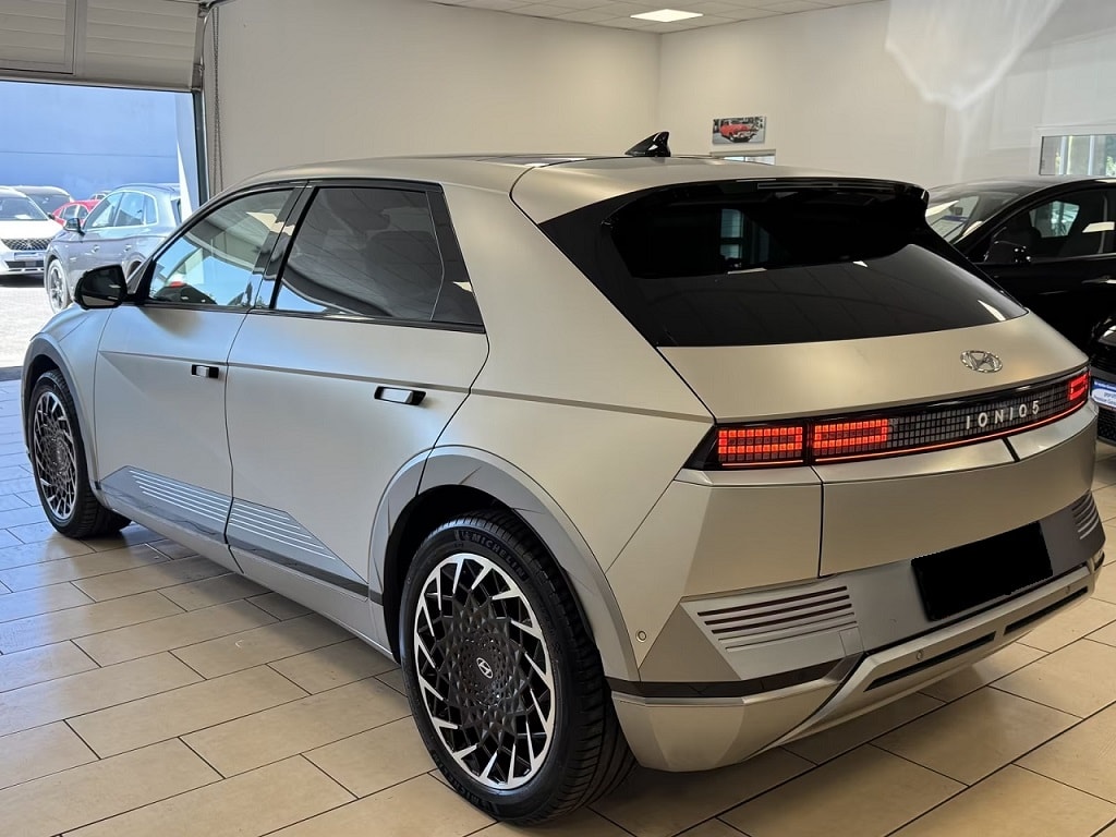 HYUNDAI Ioniq 5 Vertex 72 kWh 4WD-image-14