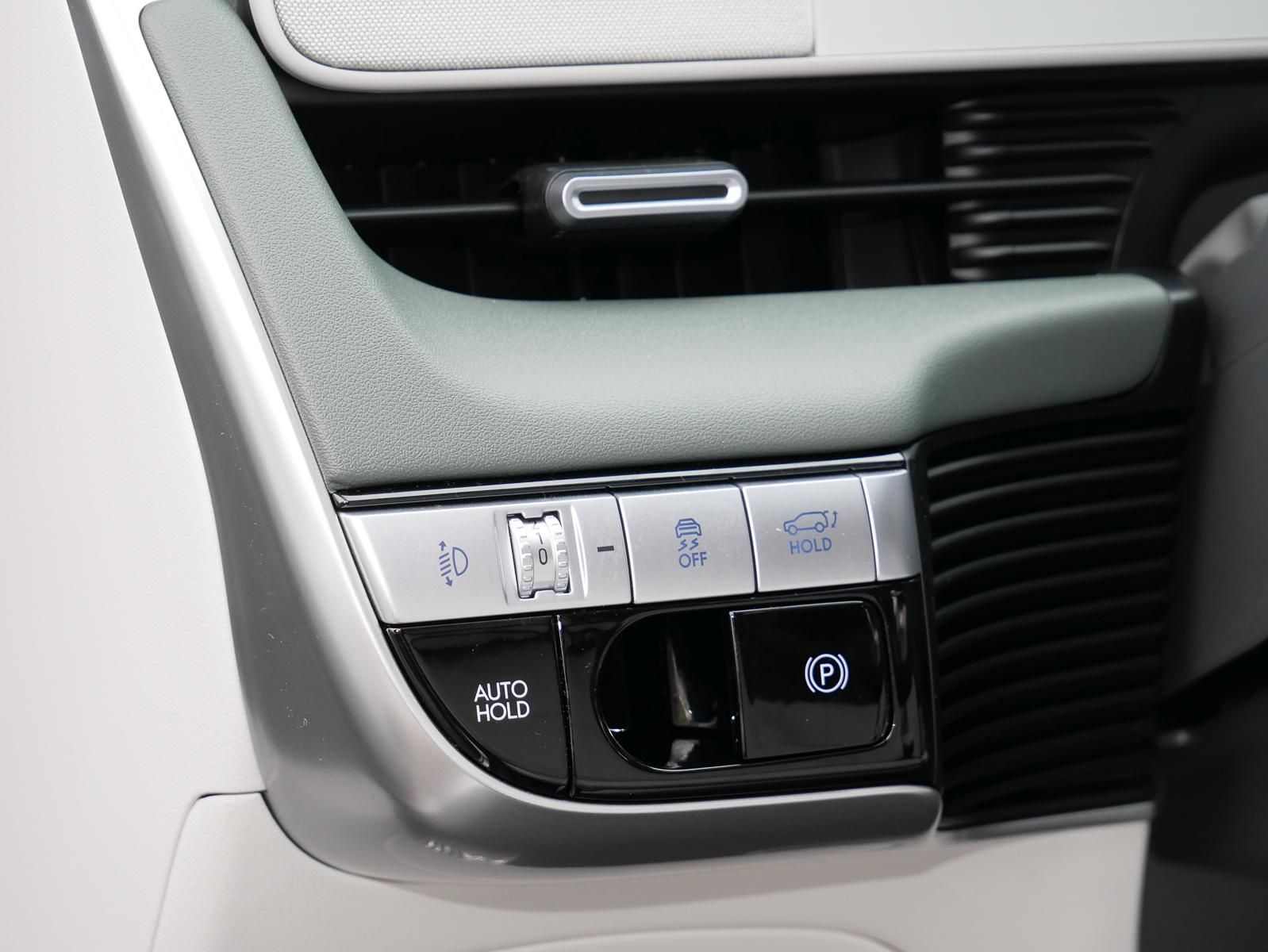 HYUNDAI Ioniq 5 Vertex 72 kWh 4WD-image-12