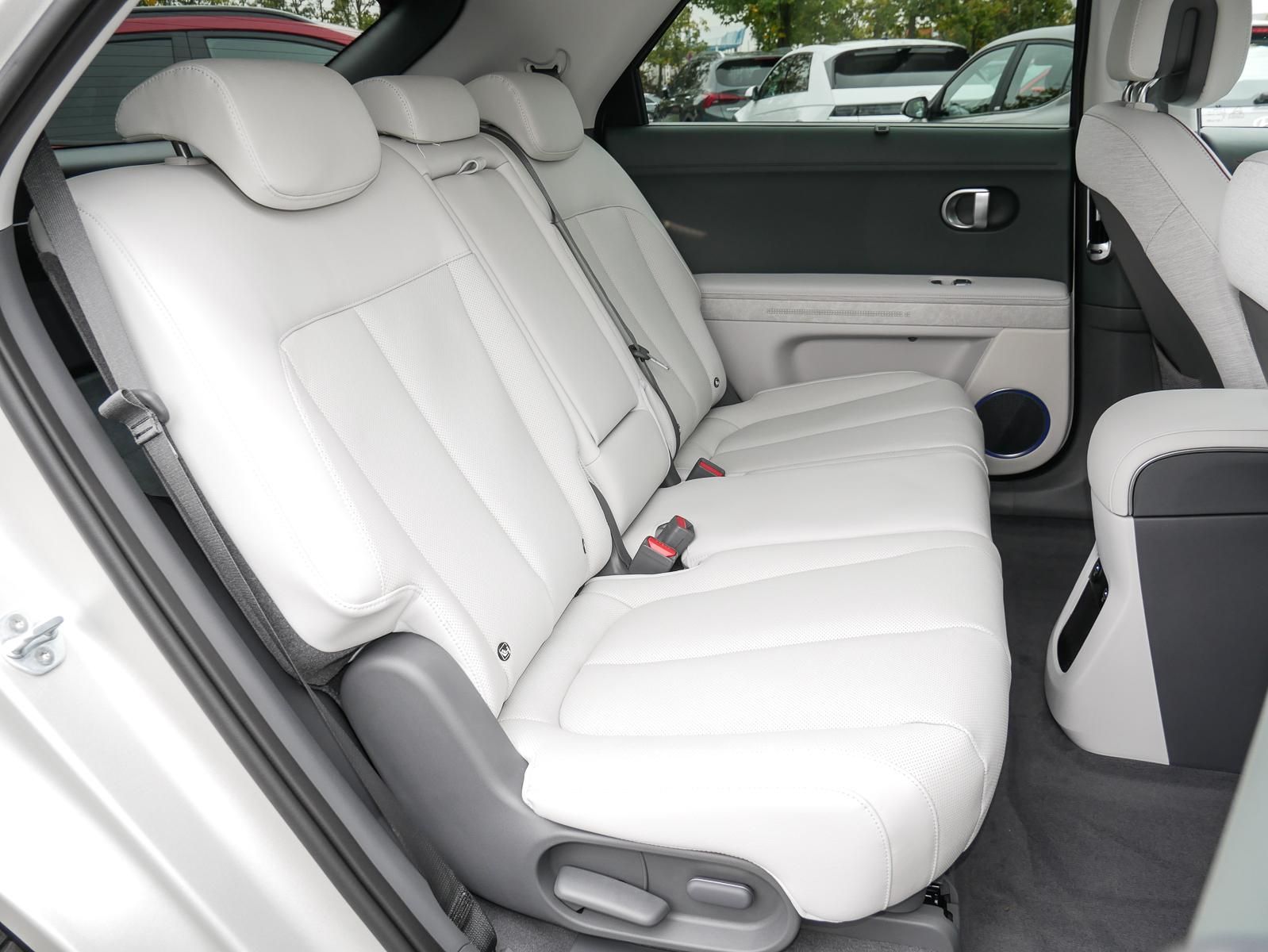 HYUNDAI Ioniq 5 Vertex 72 kWh 4WD-image-15