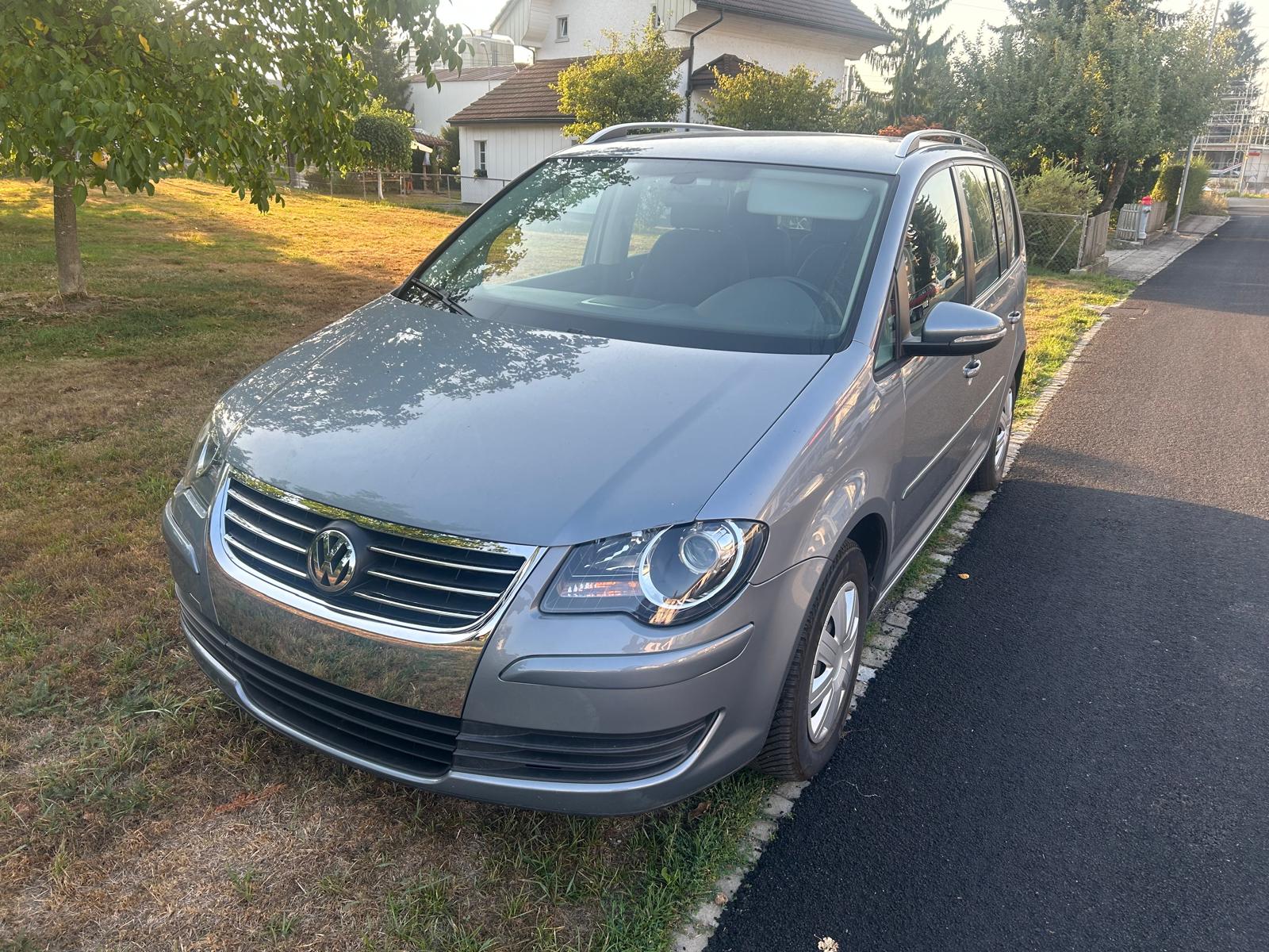 VW Touran 2.0 TDI Team-image-2