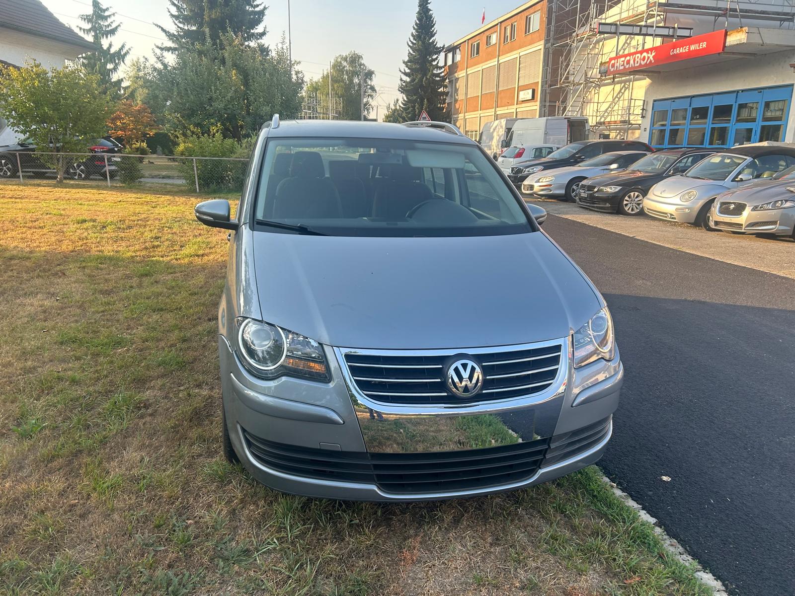 VW Touran 2.0 TDI Team-image-1