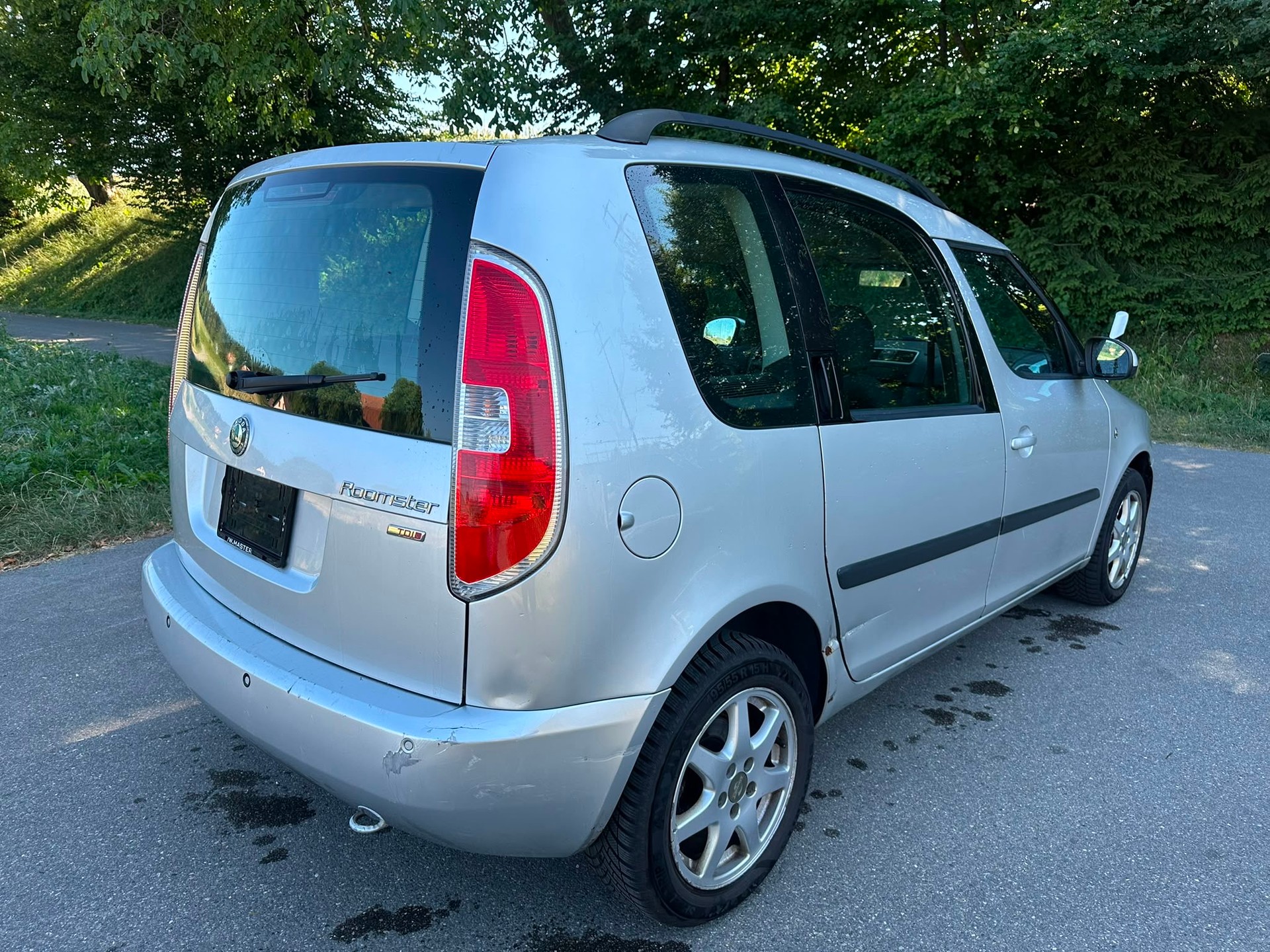 SKODA Roomster 1.9 TDI Style-image-5