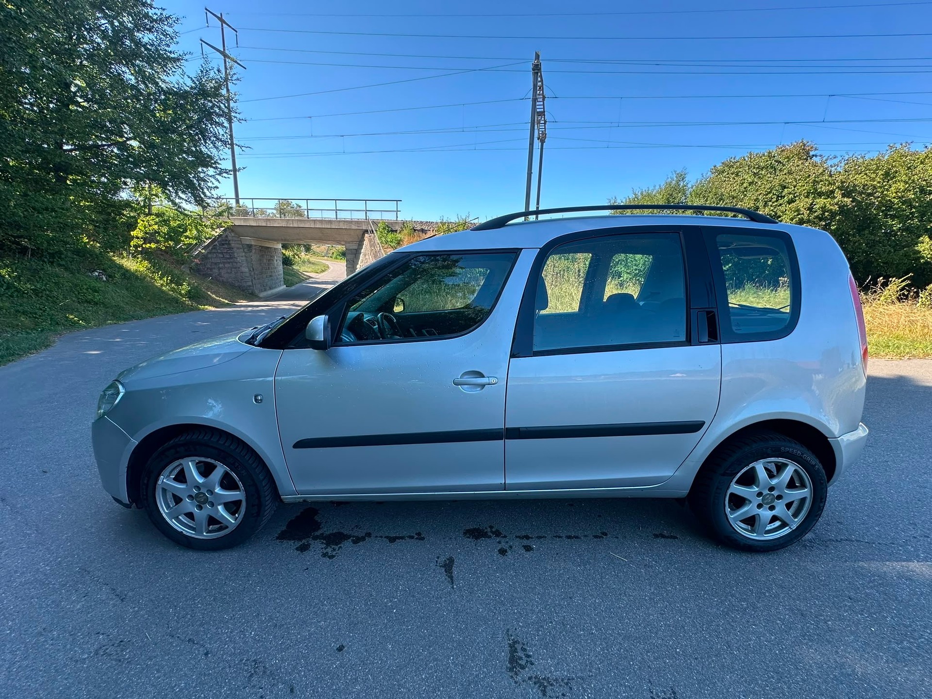 SKODA Roomster 1.9 TDI Style-image-6