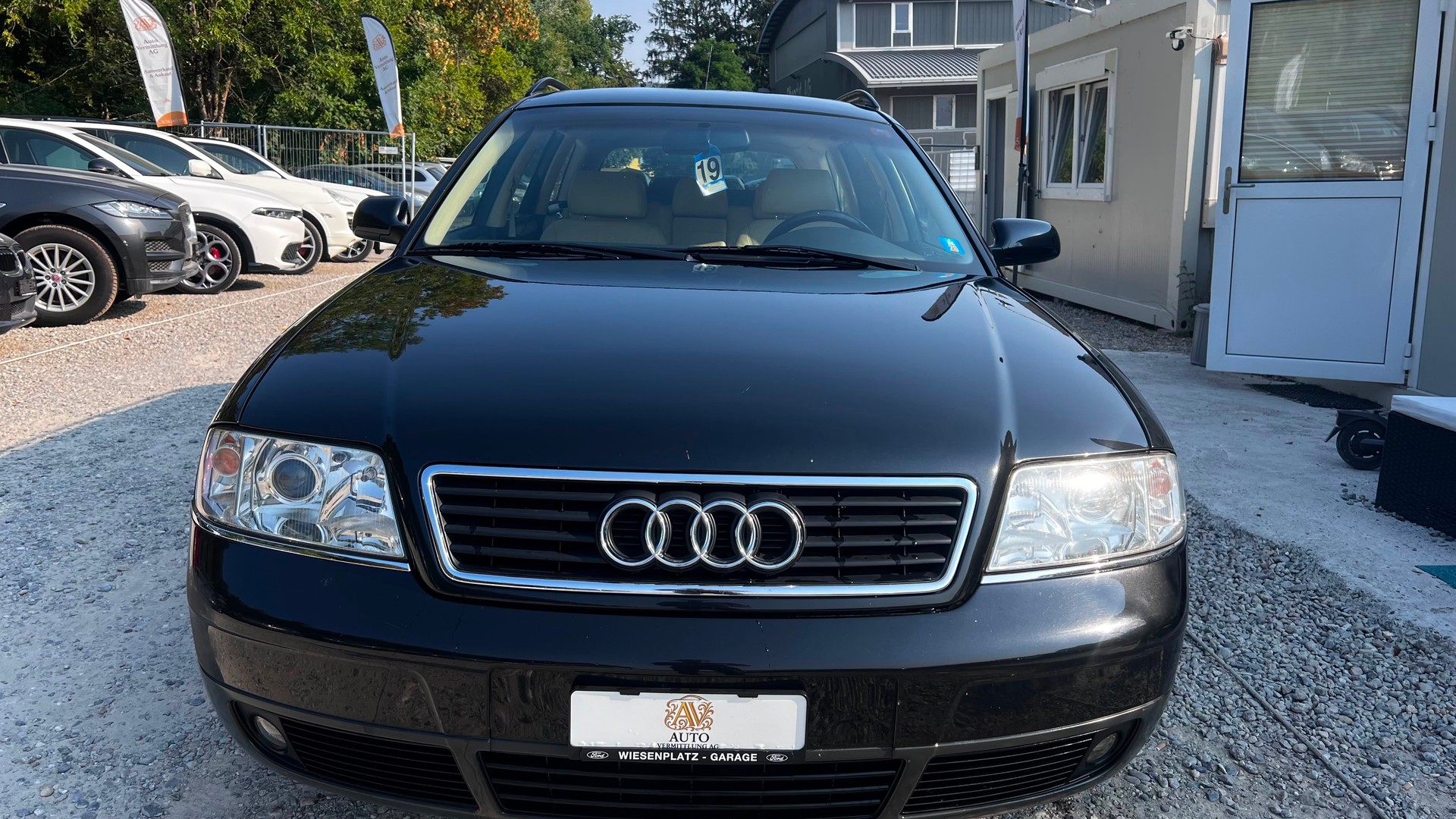 AUDI A6 Avant 2.4 Ambiente-image-6