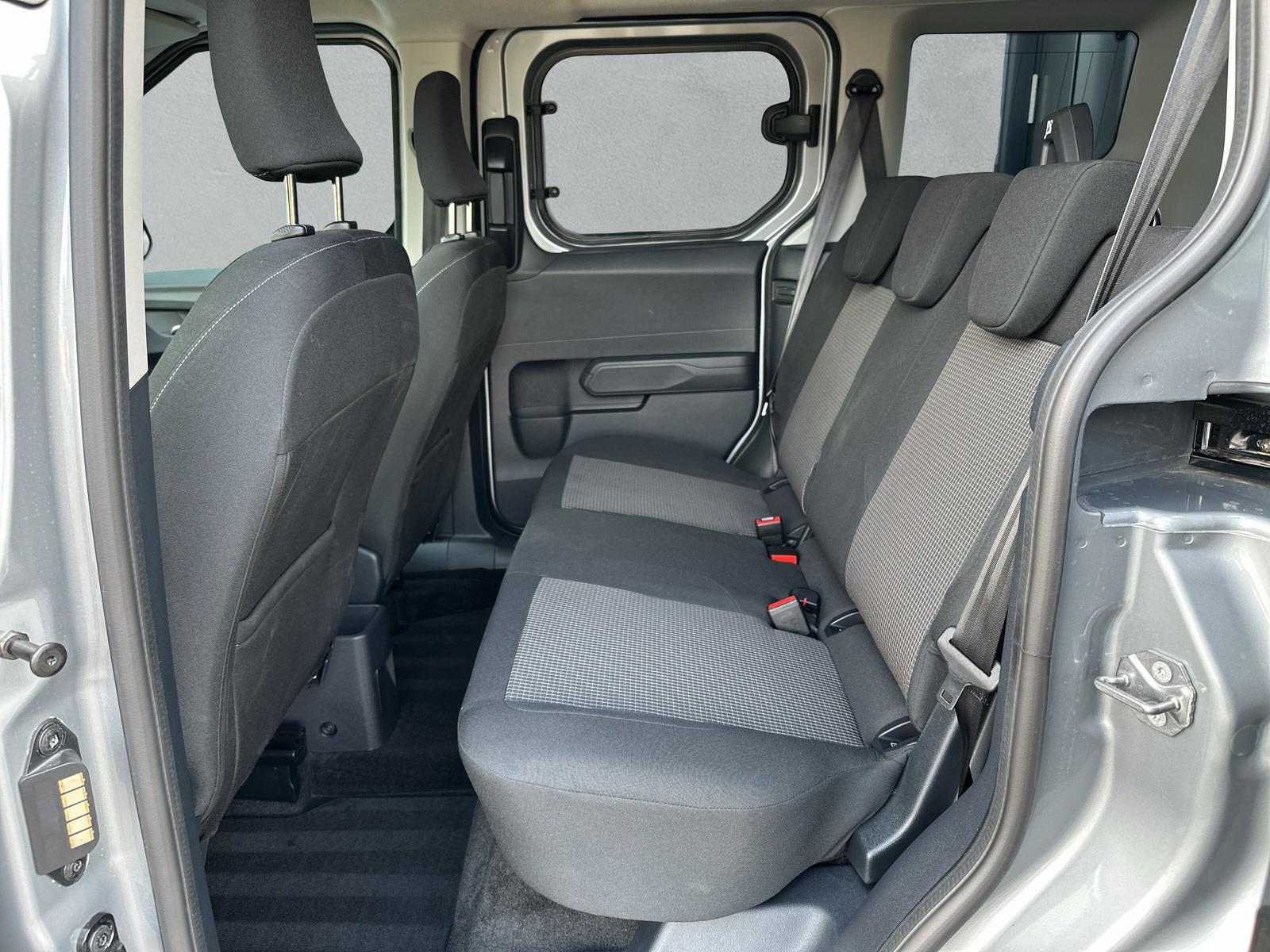 FORD Tourneo Courier 1.0 EcoBoost Trend (CH)-image-15
