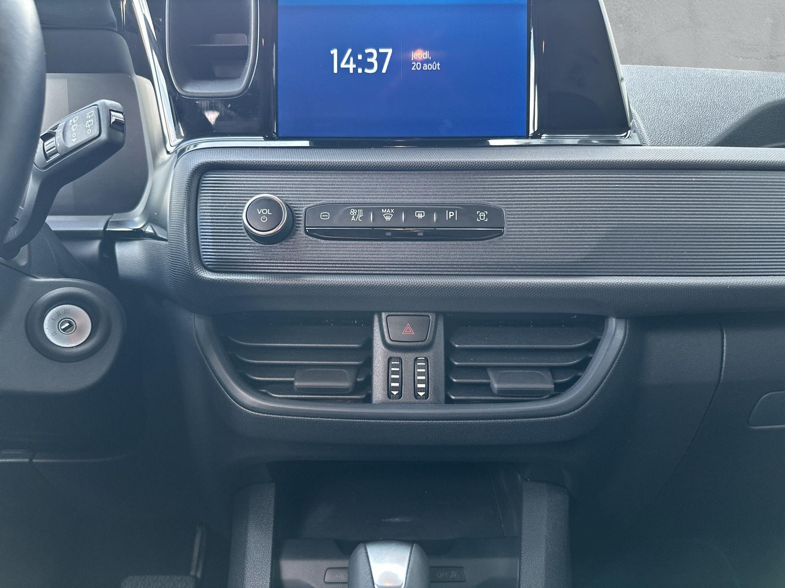 FORD Tourneo Courier 1.0 EcoBoost Trend (CH)-image-18