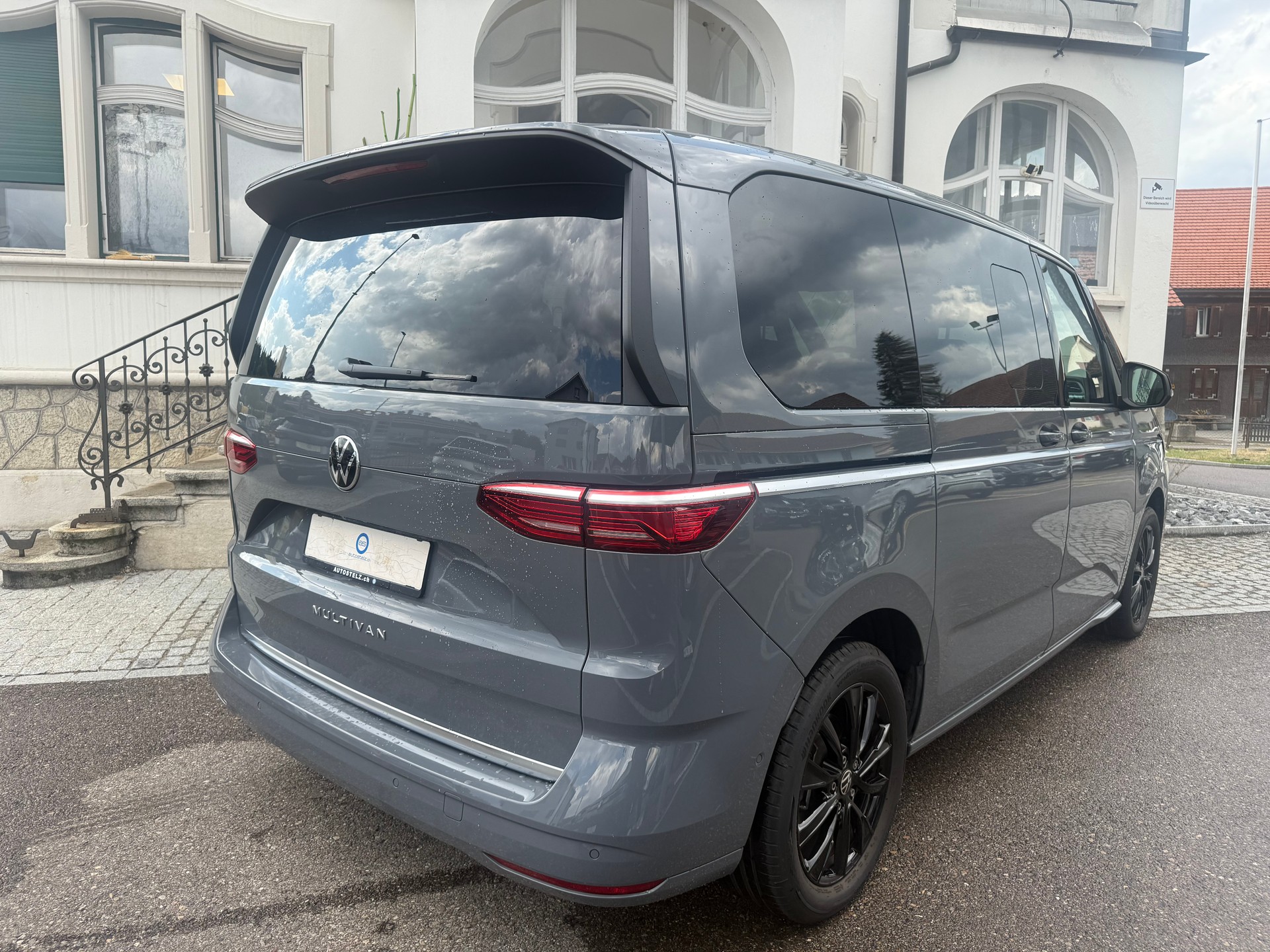 VW Multivan kurz 2.0 TDI Style DSG-image-5