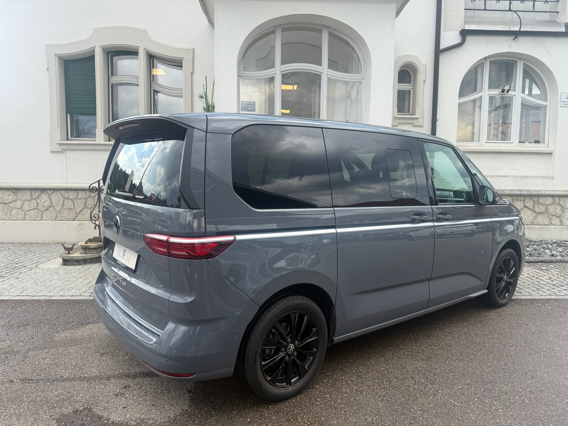 VW Multivan kurz 2.0 TDI Style DSG-image-4