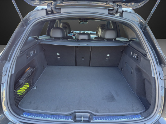 MERCEDES-BENZ GLC 300 4Matic 9G-Tronic-image-10