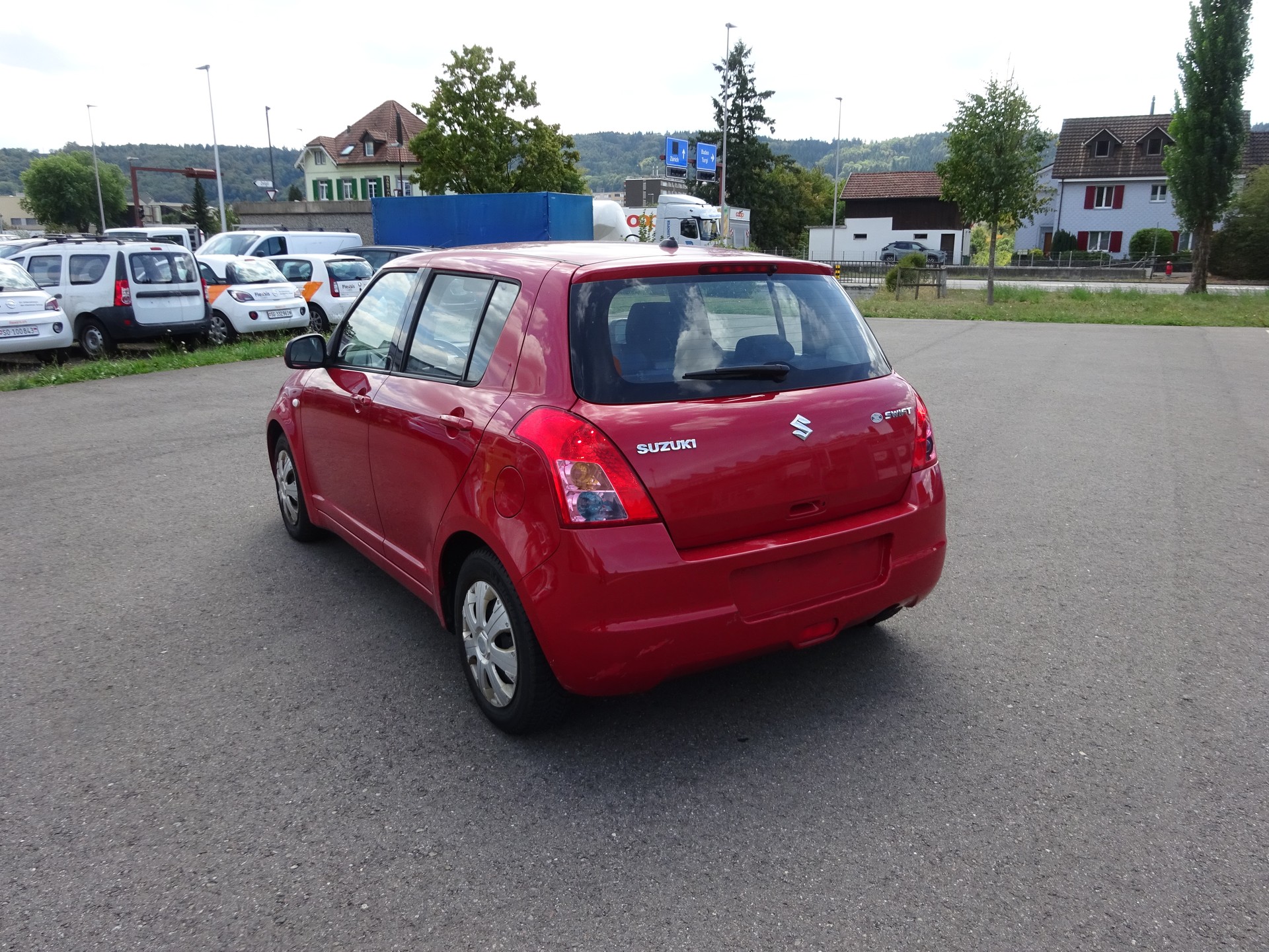 SUZUKI Swift 1.3i 16V GL-image-7