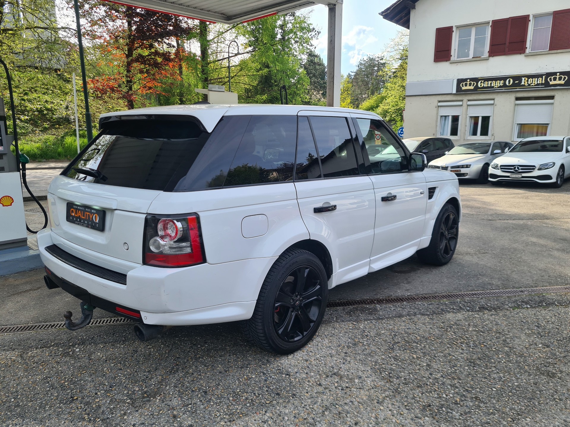 LAND ROVER RANGE ROVER SPORT-image-1