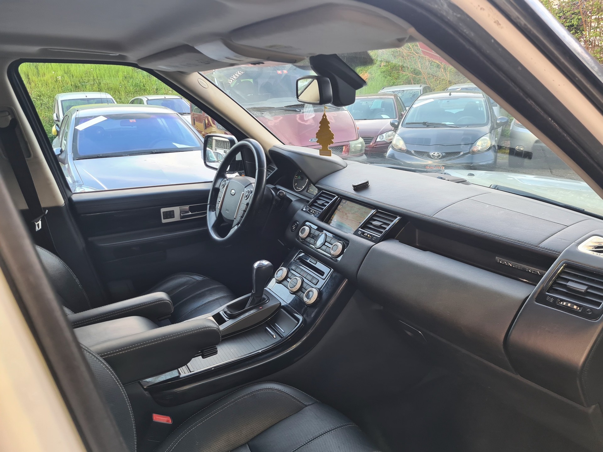 LAND ROVER RANGE ROVER SPORT-image-3