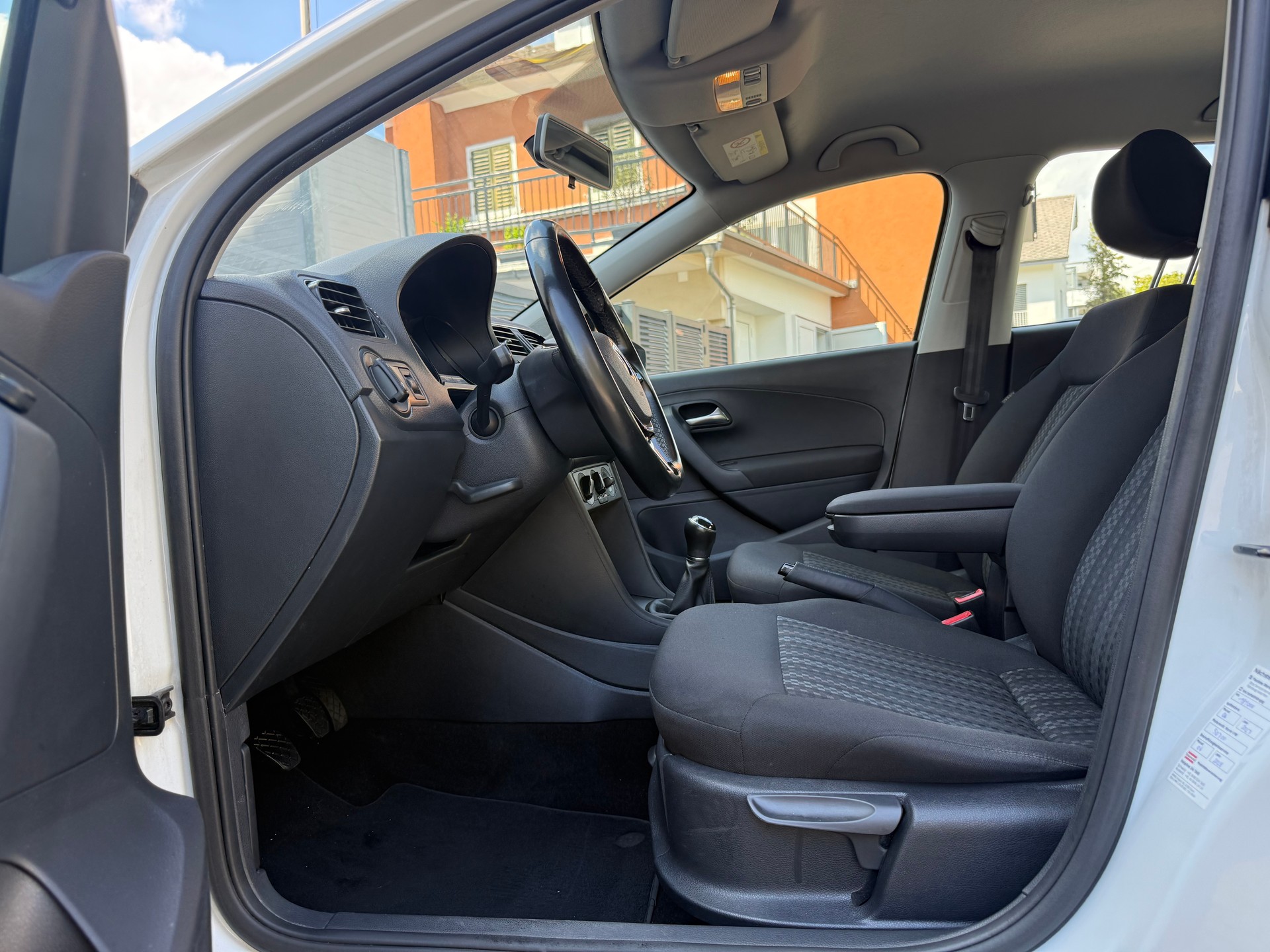 VW Polo 1.2 TSI BMT Comfortline (Frisch Ab MFK)-image-10