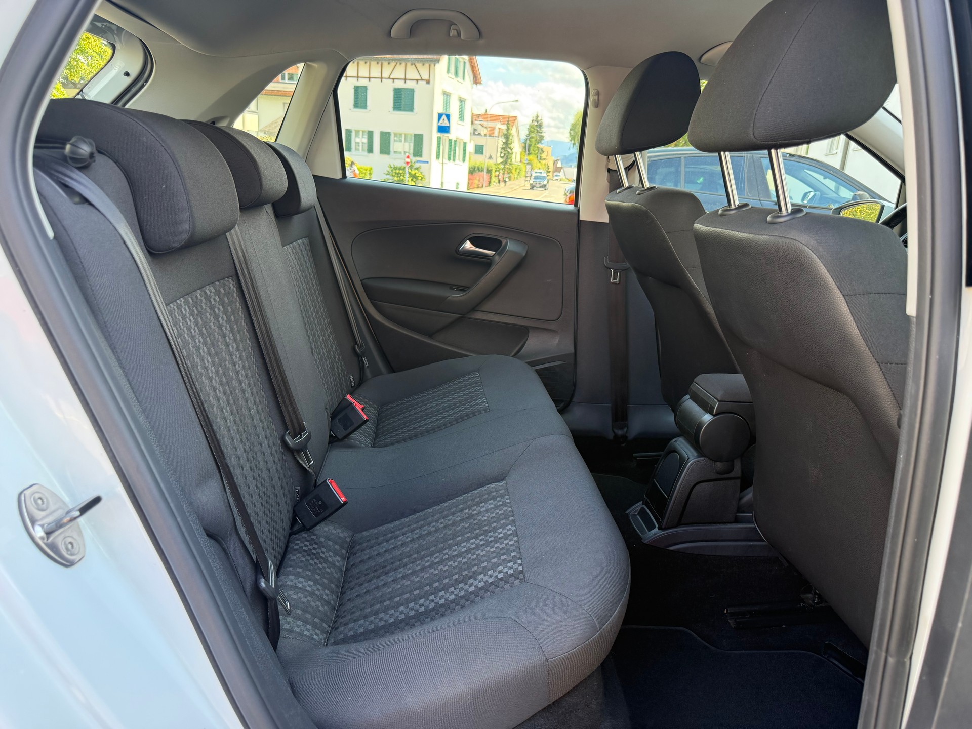 VW Polo 1.2 TSI BMT Comfortline (Frisch Ab MFK)-image-14