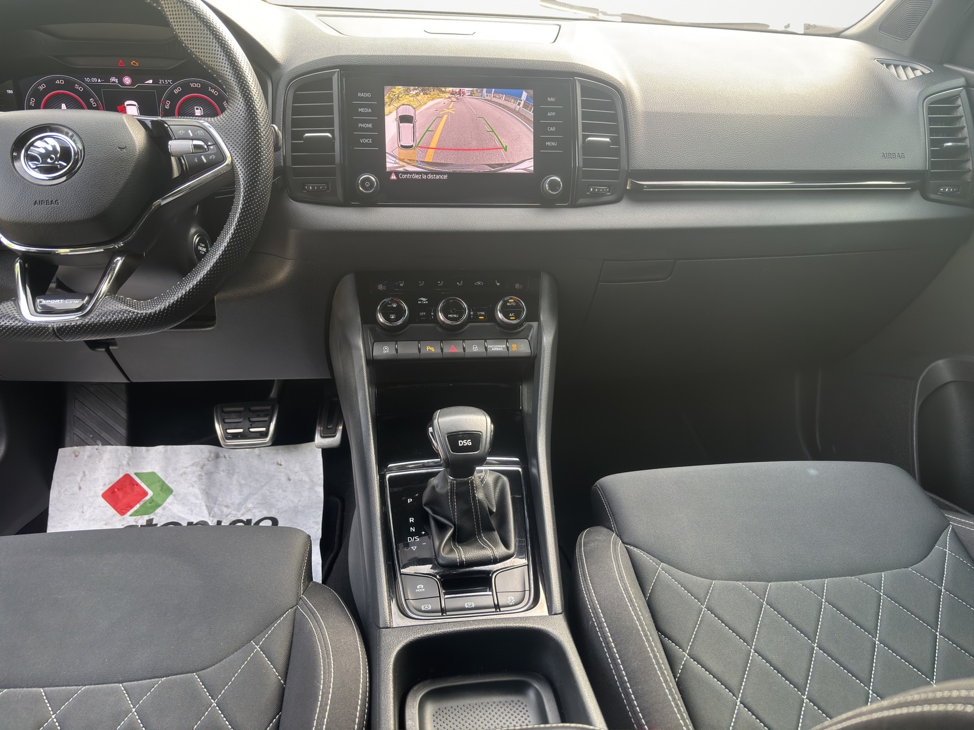 SKODA Karoq 1.5 TSI ACT SportLine DSG-image-12
