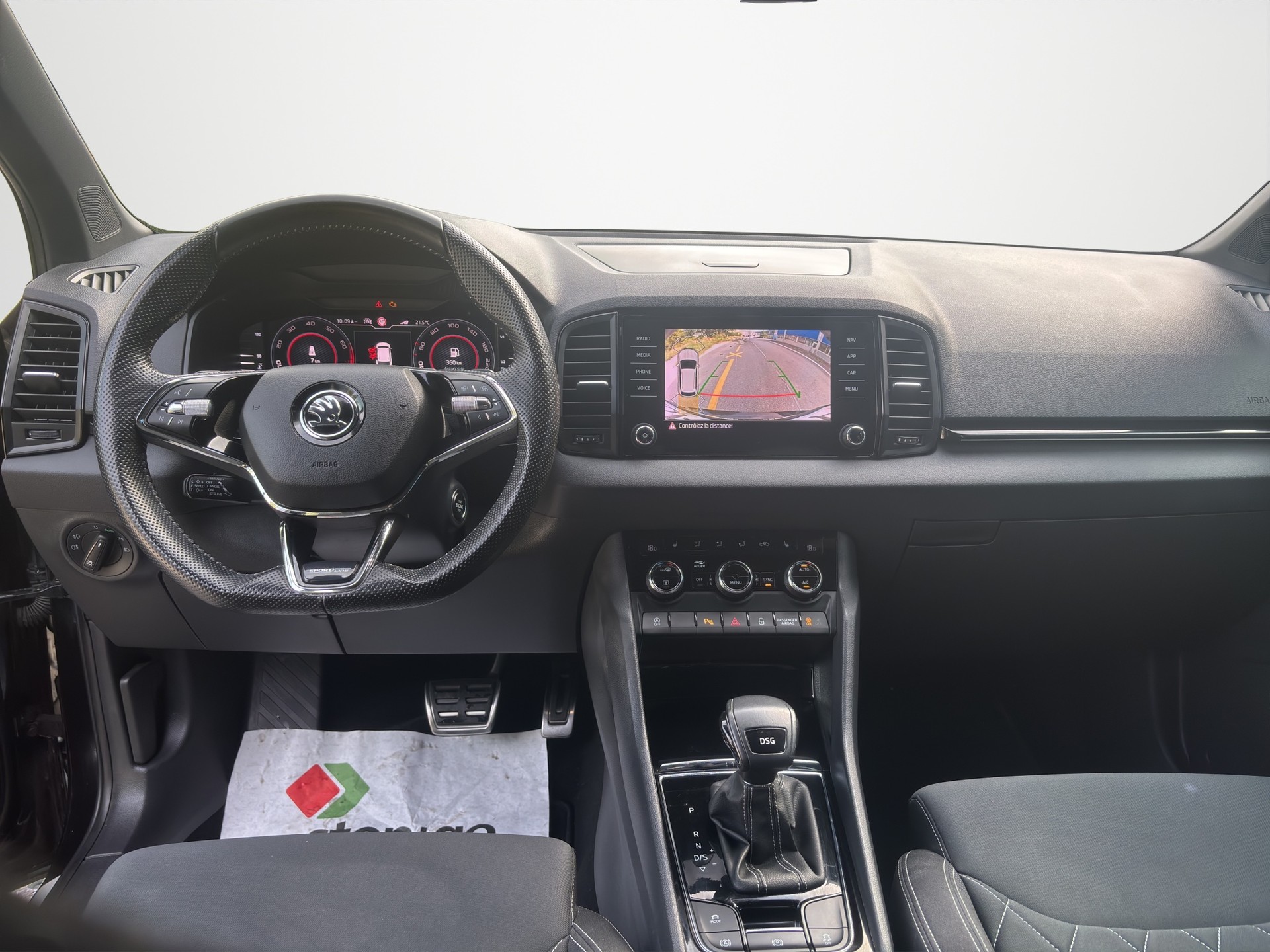 SKODA Karoq 1.5 TSI ACT SportLine DSG-image-11