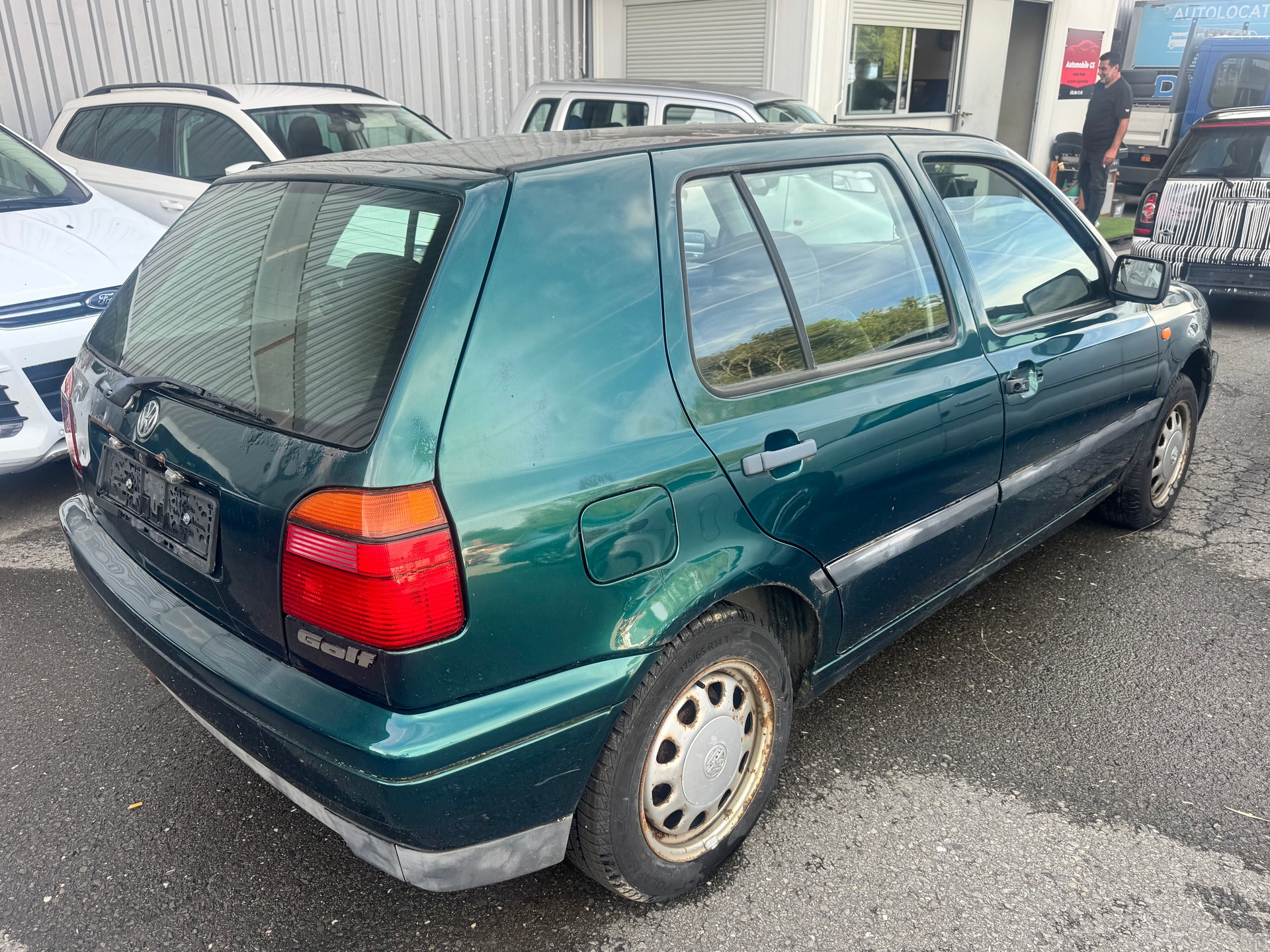 VW Golf 1800 Swiss Line-image-1
