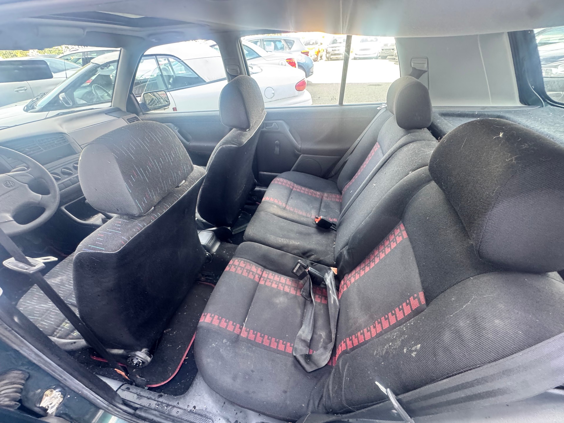 VW Golf 1800 Swiss Line-image-6