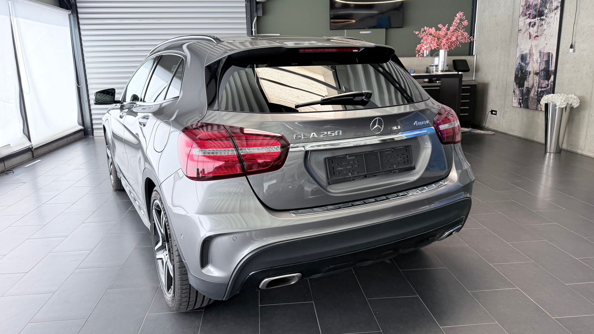 MERCEDES-BENZ GLA 250 AMG Line 4m-image-20