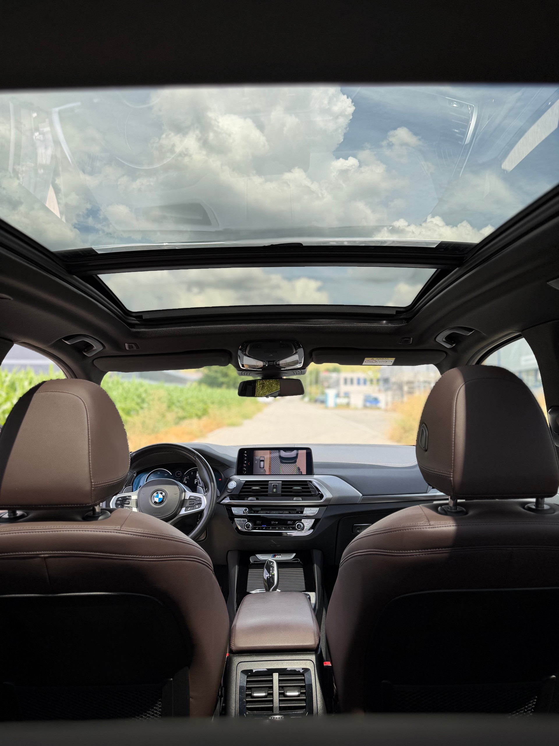 BMW M40i-image-4