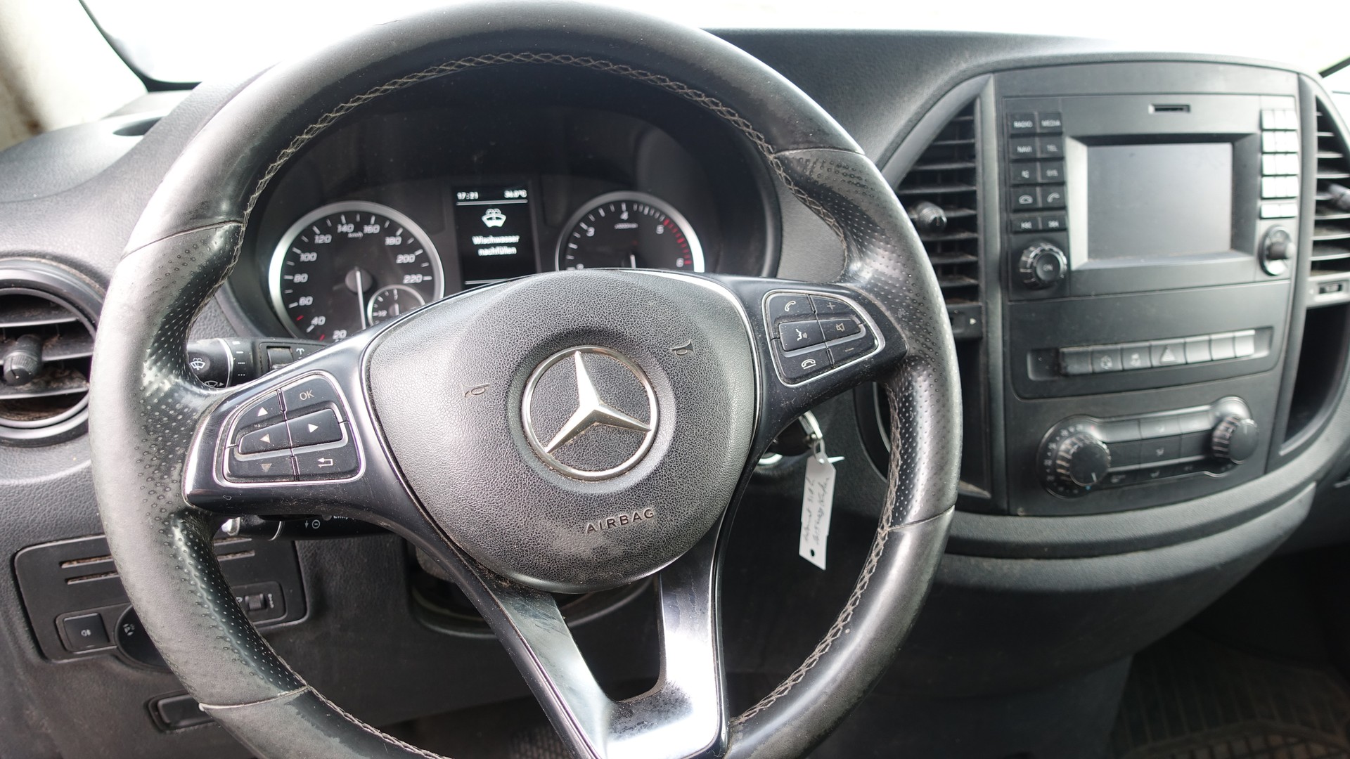 MERCEDES-BENZ VITO 116CDI LANG VERSION-image-5