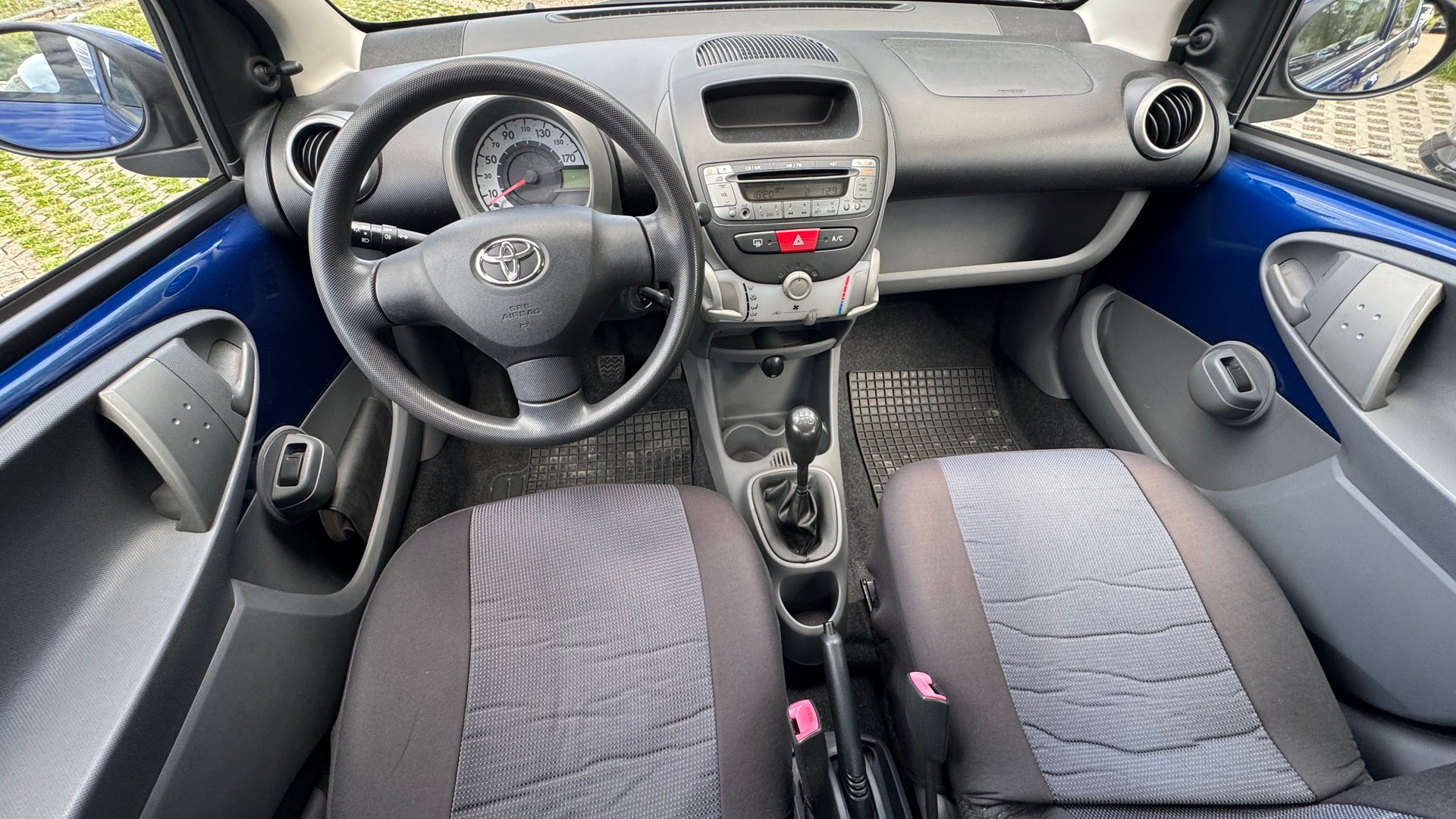 TOYOTA Aygo 1.0 Linea Terra-image-6