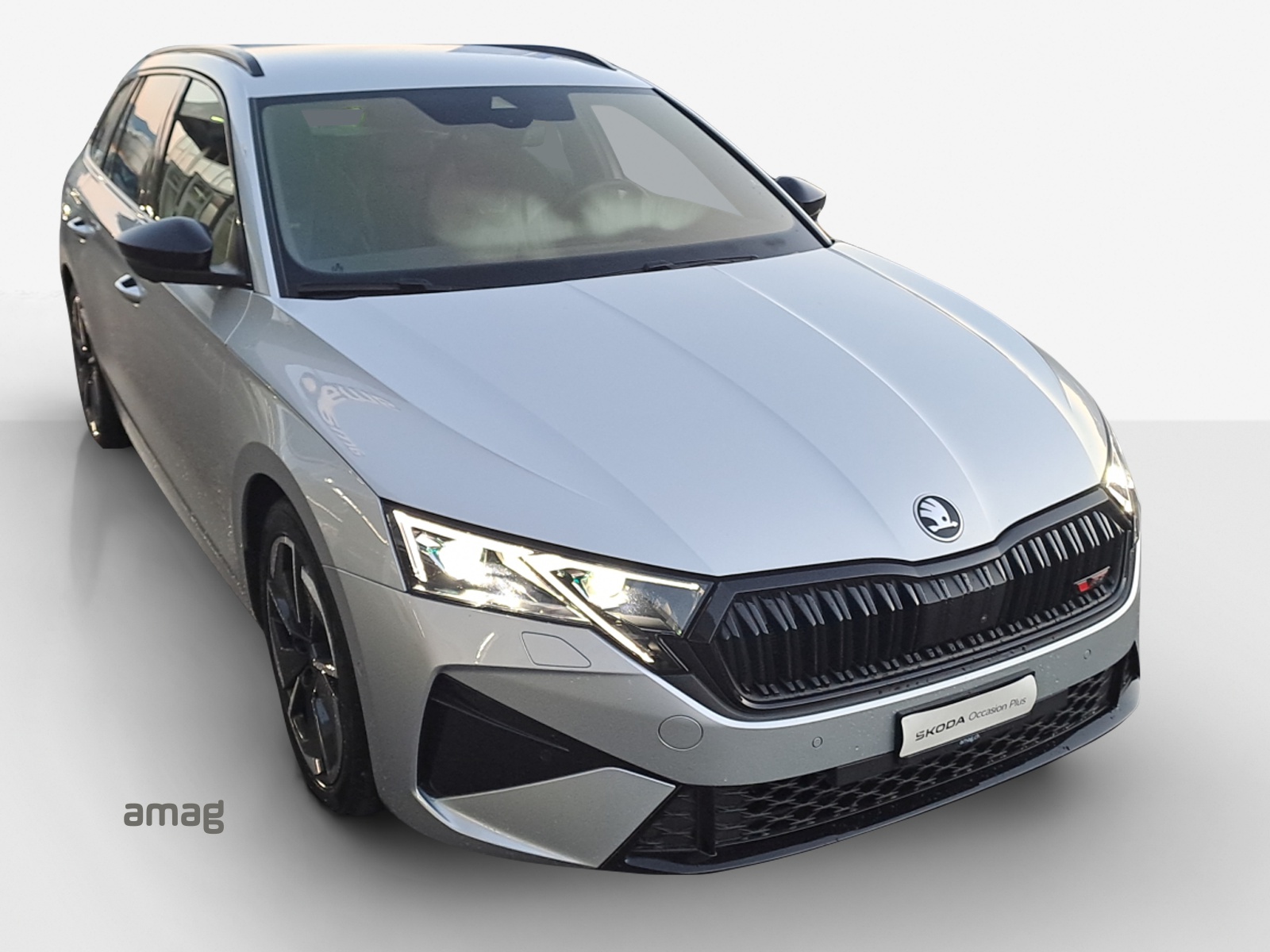 SKODA Octavia Combi 2.0 TSI DSG RS-image-15