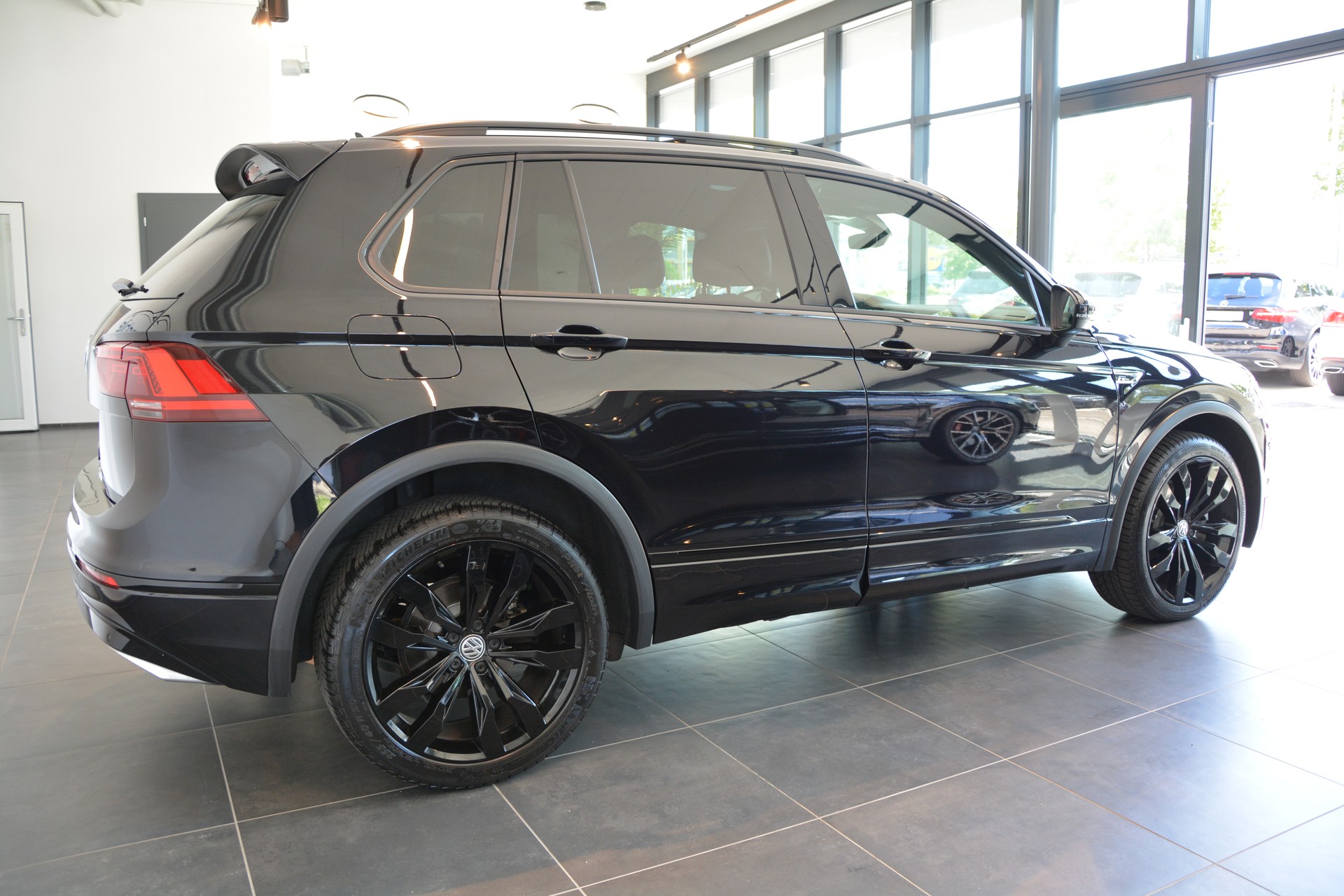 VW Tiguan 2.0TSI Highline 4Motion DSG-image-7