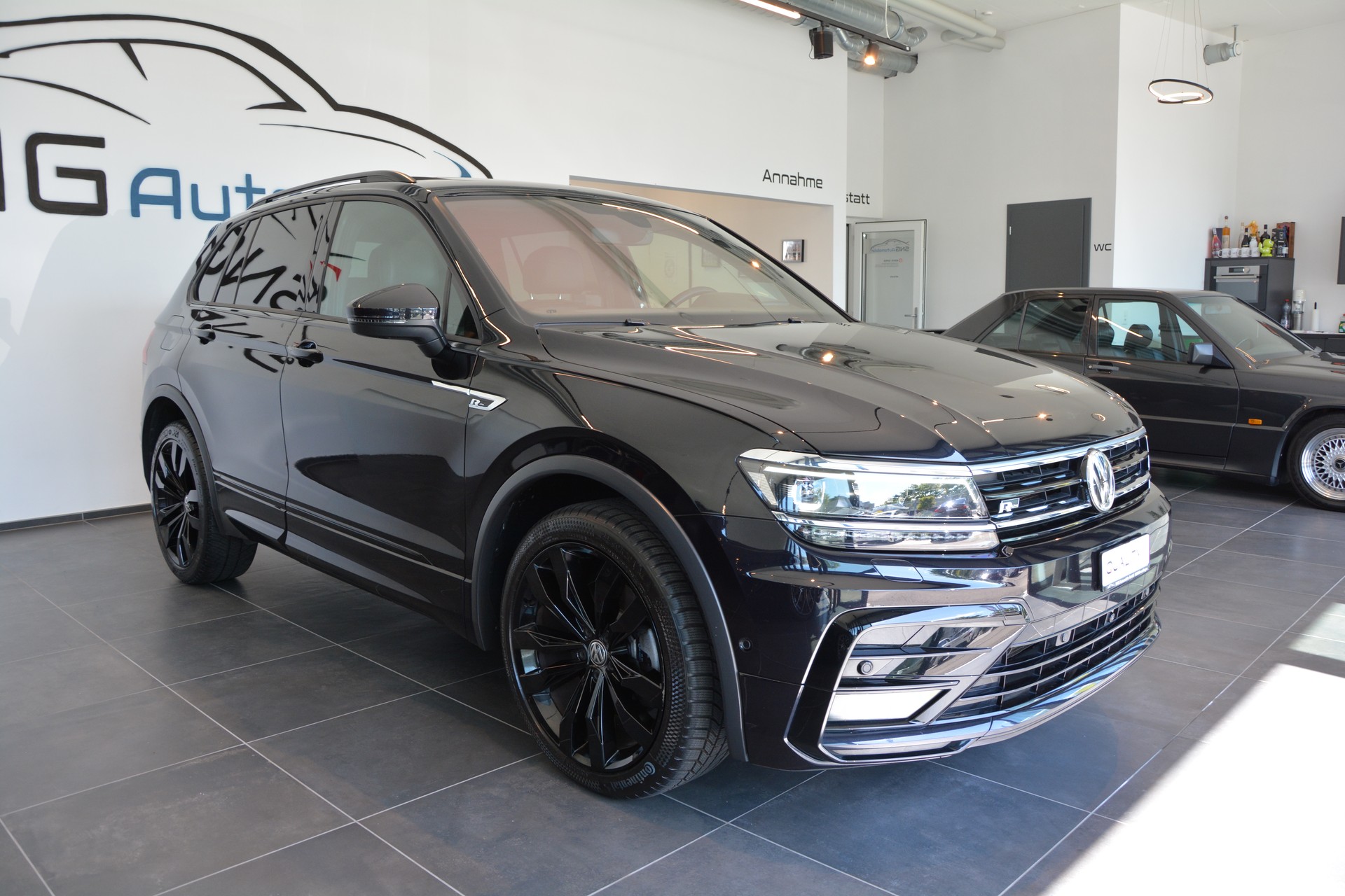 VW Tiguan 2.0TSI Highline 4Motion DSG-image-3