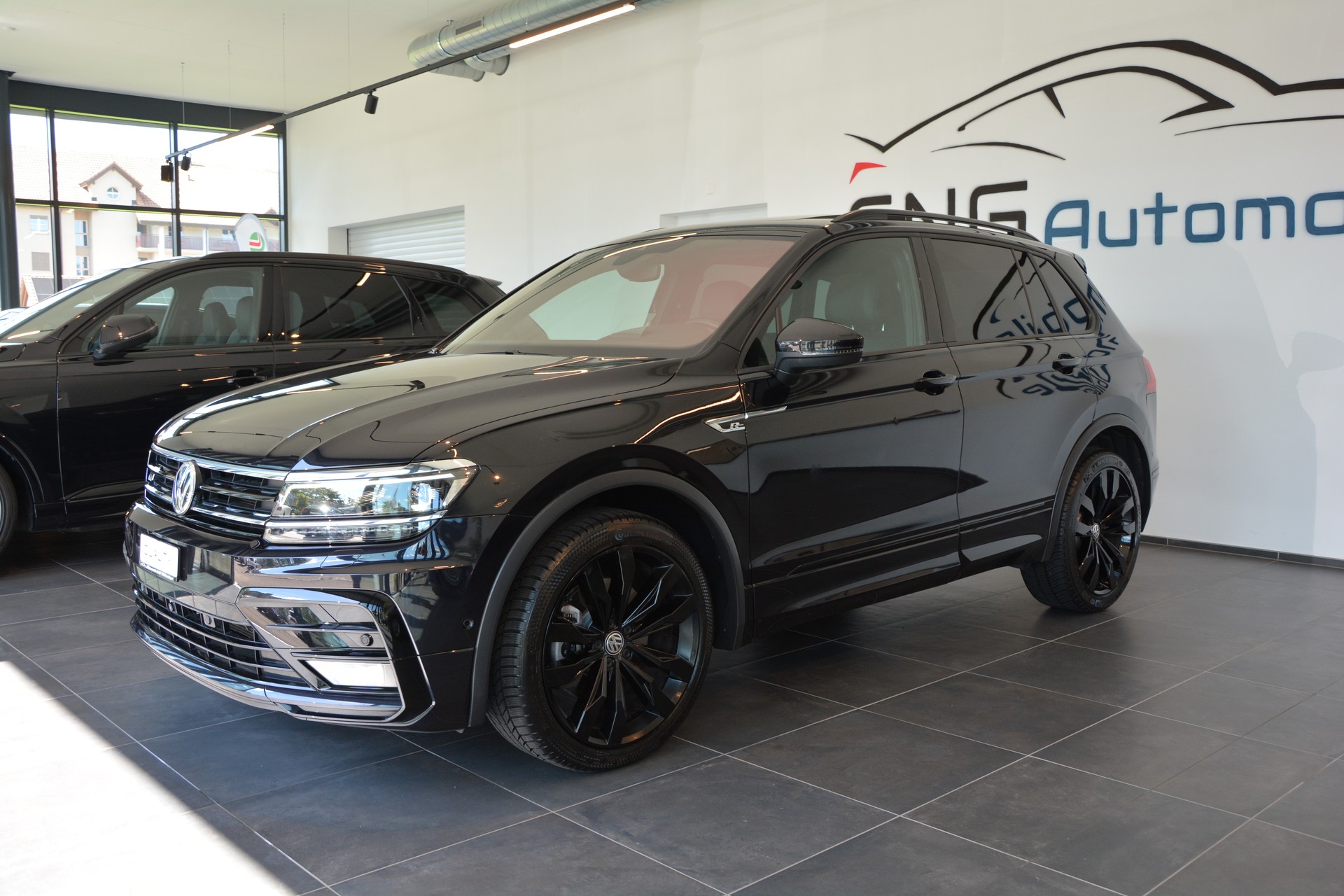 VW Tiguan 2.0TSI Highline 4Motion DSG-image-1