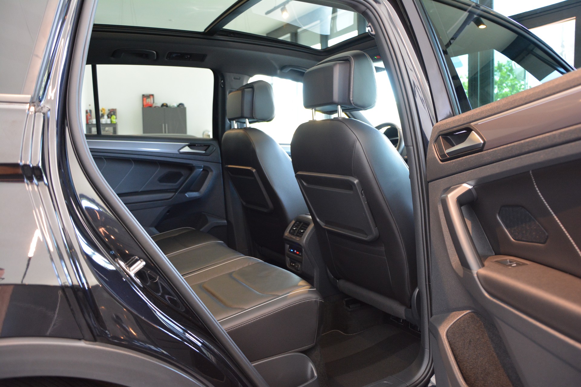 VW Tiguan 2.0TSI Highline 4Motion DSG-image-14