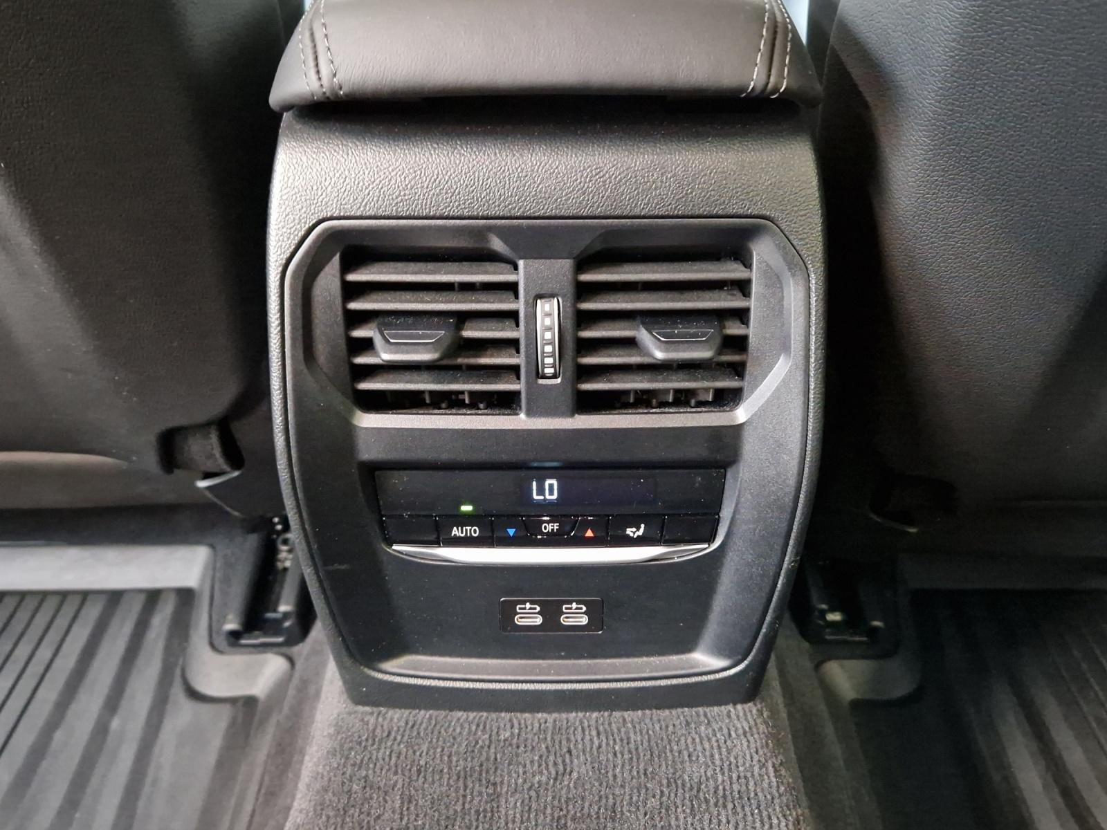 BMW M3 Competition M xDrive Touring-image-20