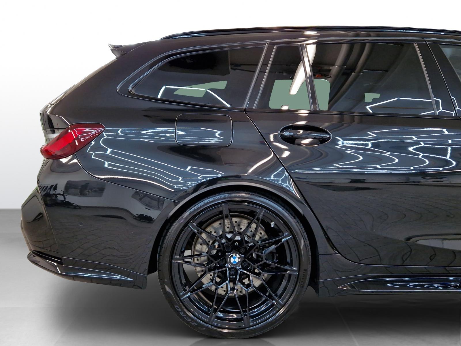 BMW M3 Competition M xDrive Touring-image-6
