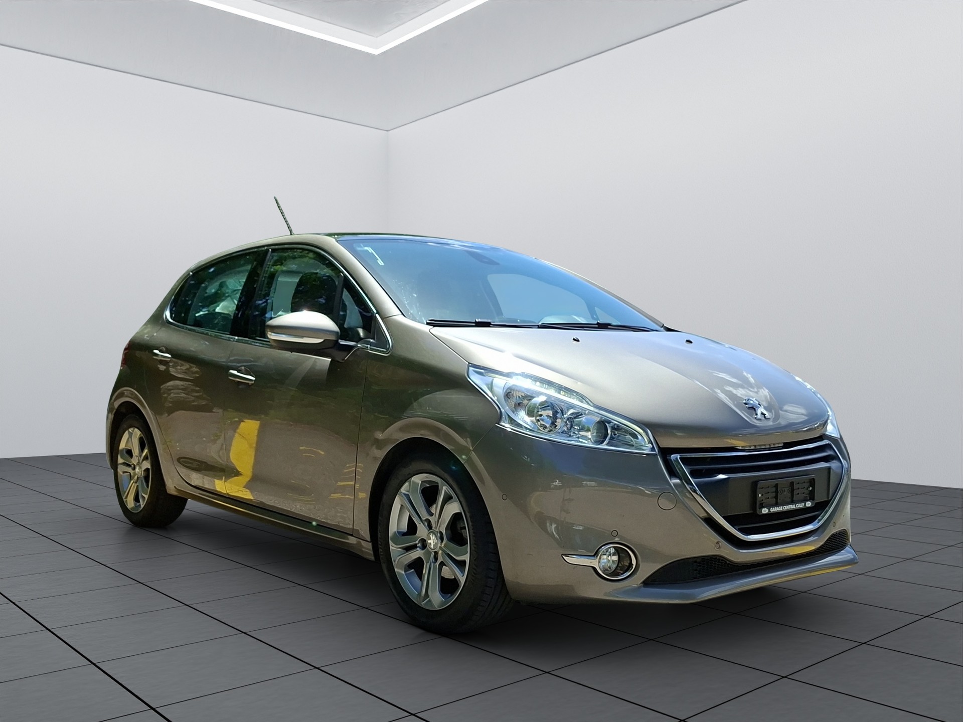 PEUGEOT 208 1.6 VTI Allure-image-7