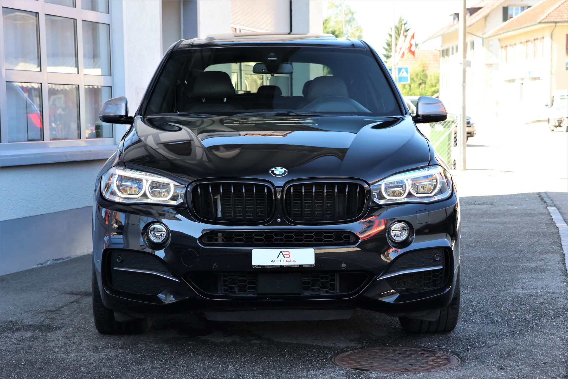 BMW X5 xDrive M50d Steptronic (CH) + 3.5T AHK-image-1