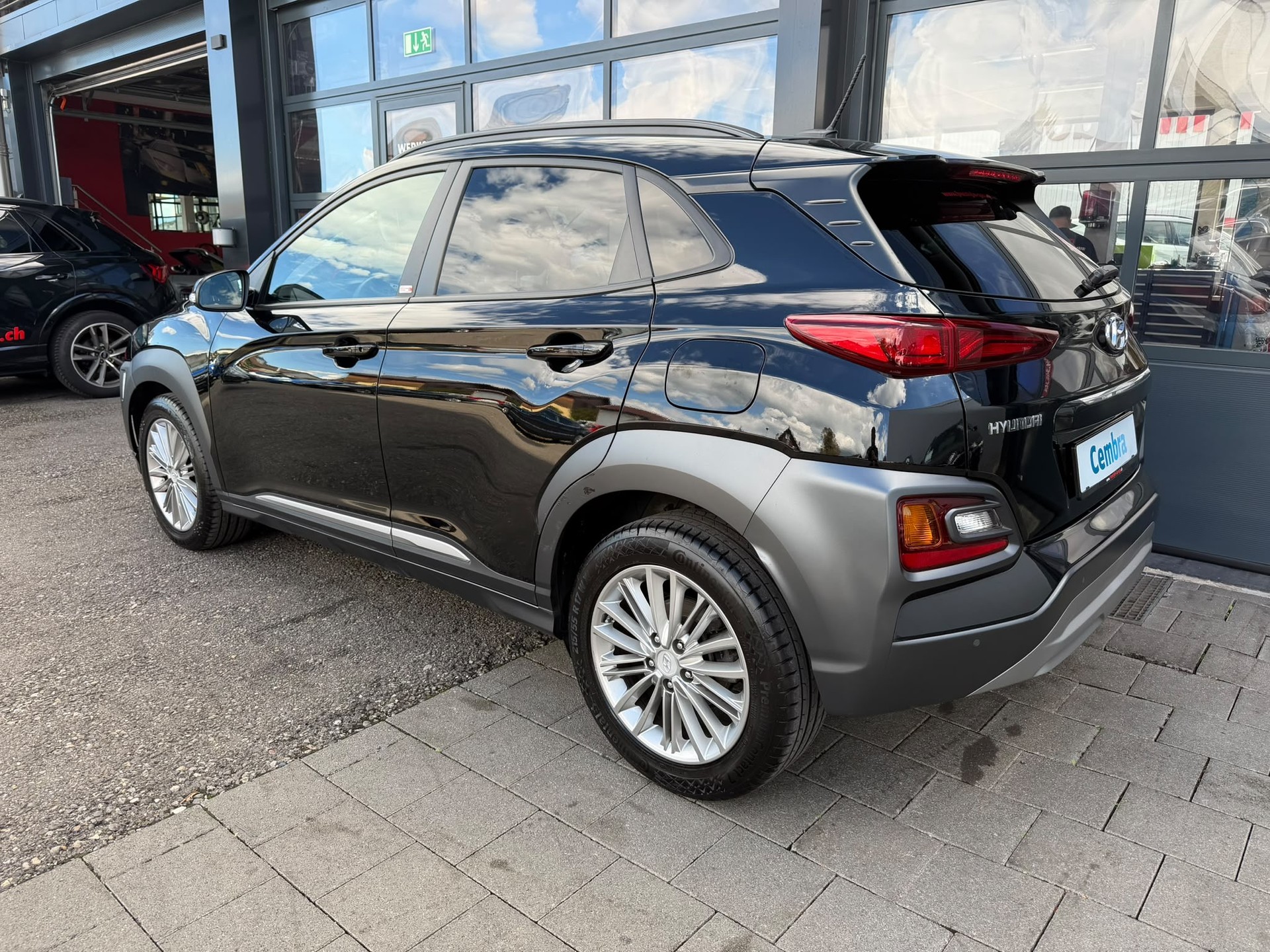 HYUNDAI Kona 1.0 T-GDi Launch Plus 2WD-image-3