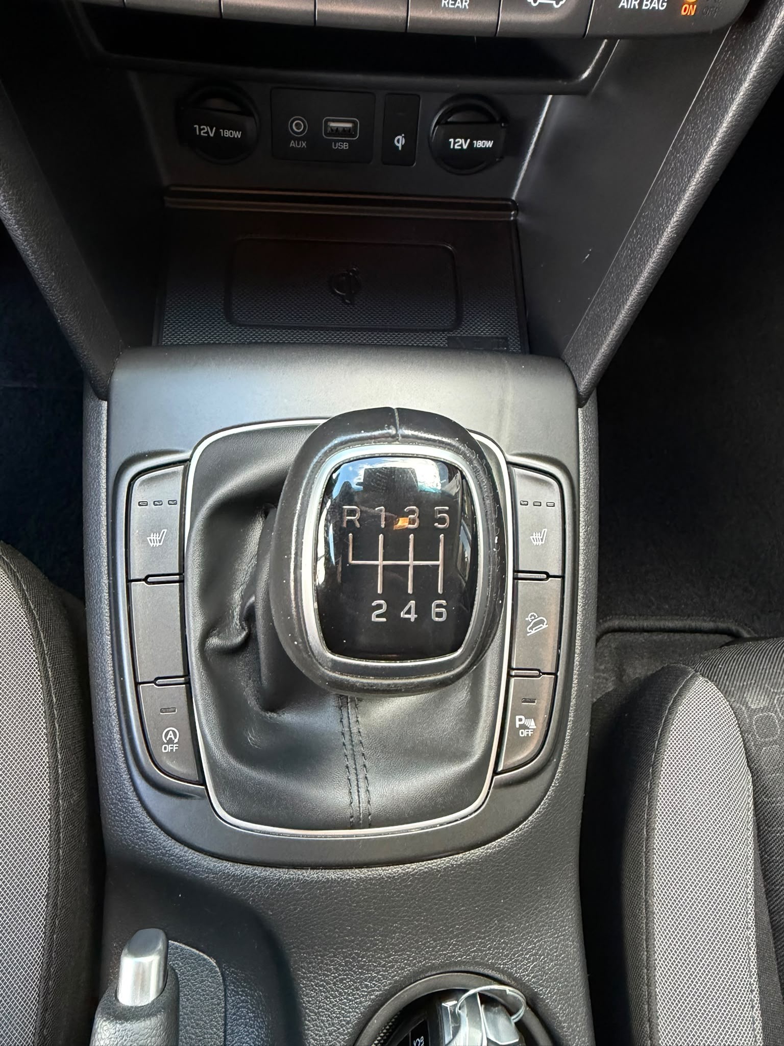 HYUNDAI Kona 1.0 T-GDi Launch Plus 2WD-image-11
