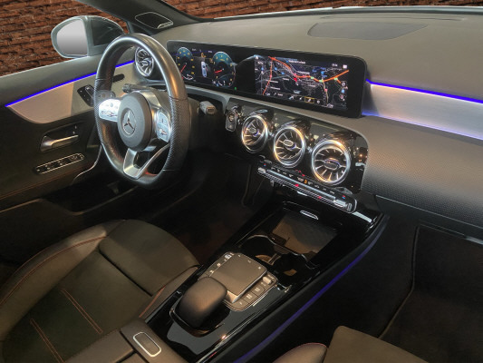 MERCEDES-BENZ A 250 AMG Line 4Matic-image-14