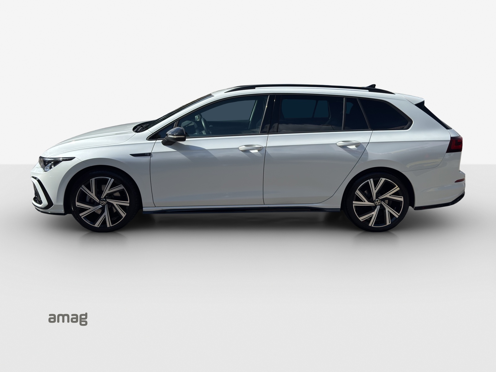 VW Golf Variant 2.0 TSI R-Line DSG 4Motion-image-1