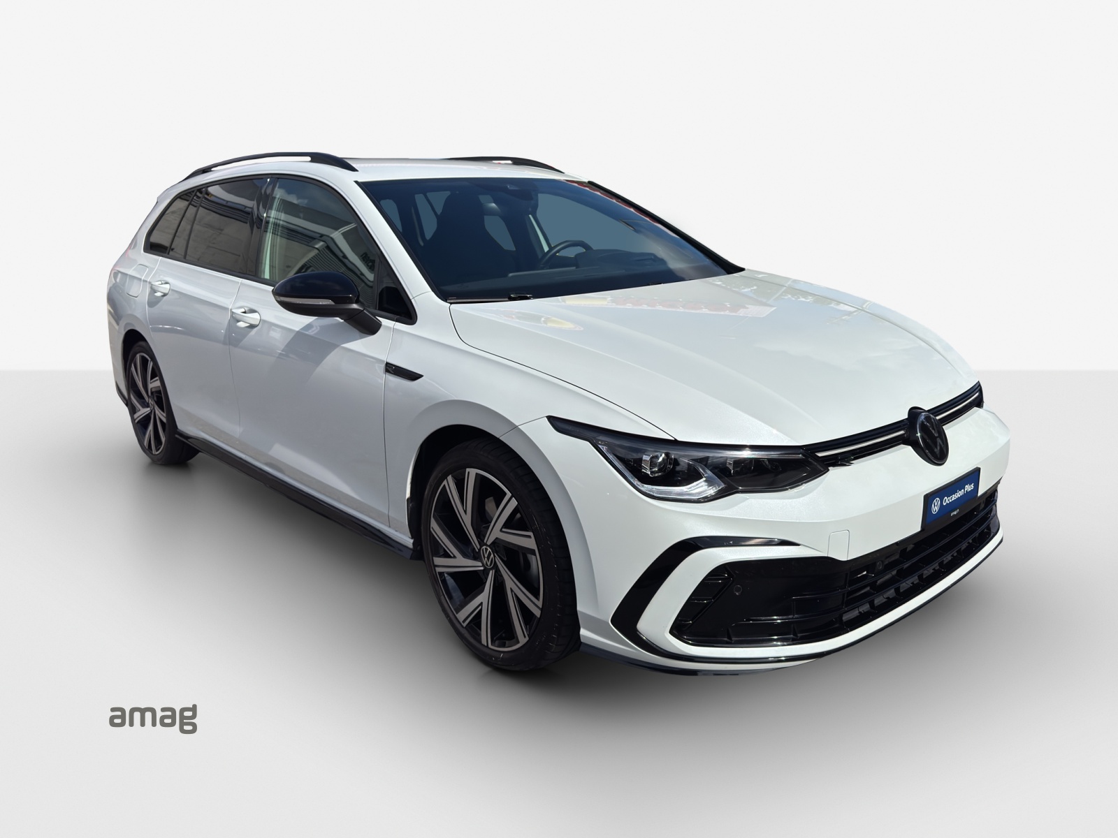VW Golf Variant 2.0 TSI R-Line DSG 4Motion-image-5