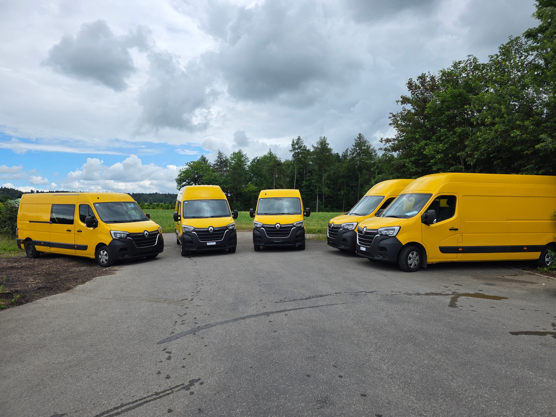 RENAULT Master T35 2.3dCi 135 L3H3-image-10
