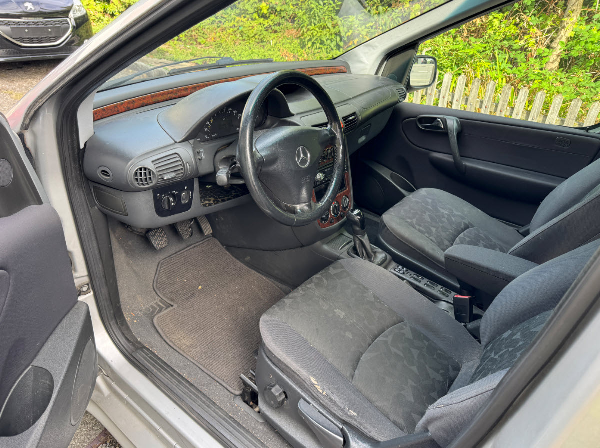 MERCEDES-BENZ Vaneo 1.9i Trend-image-6