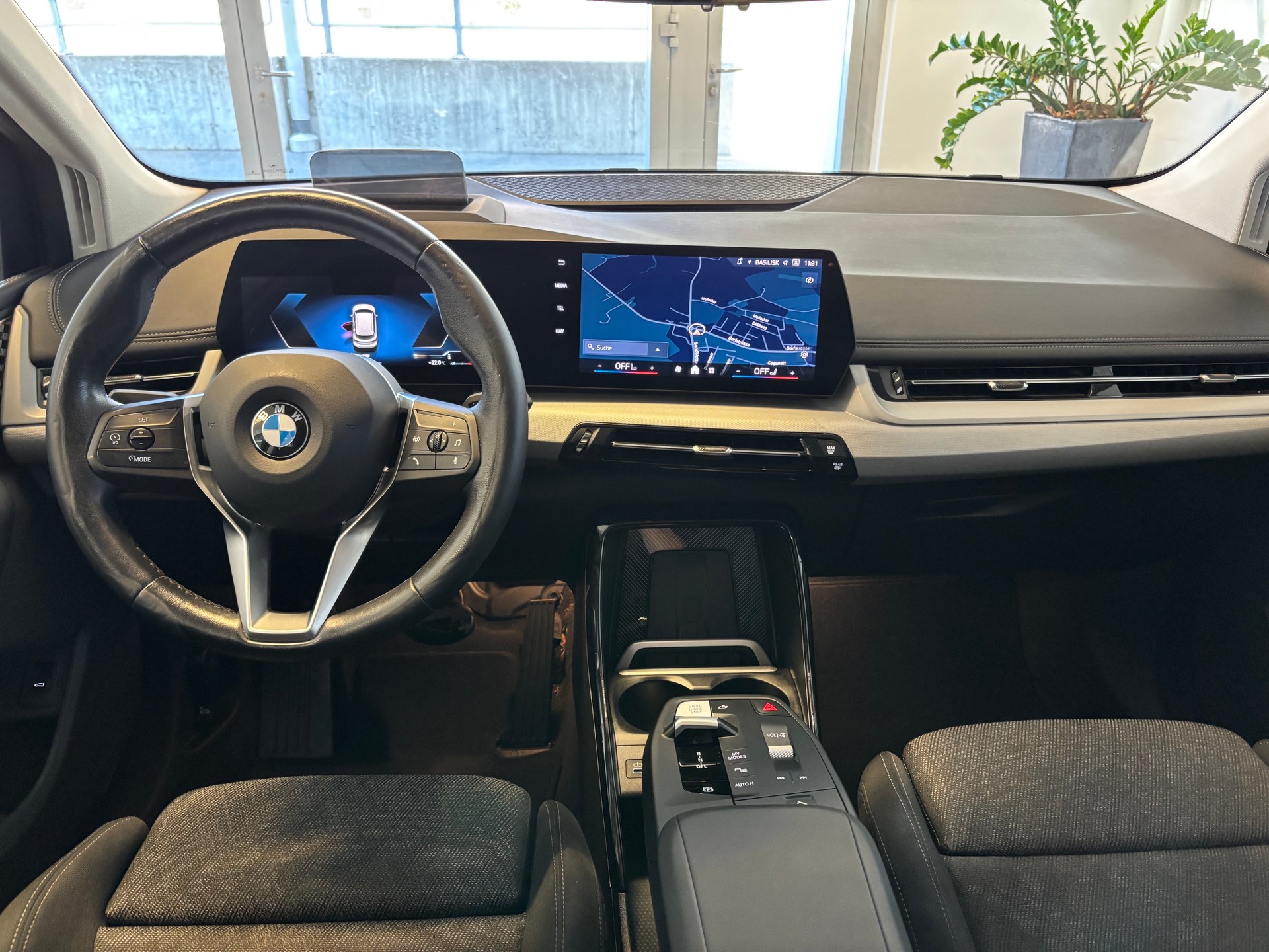 BMW 218d Active Tourer DKG-image-9