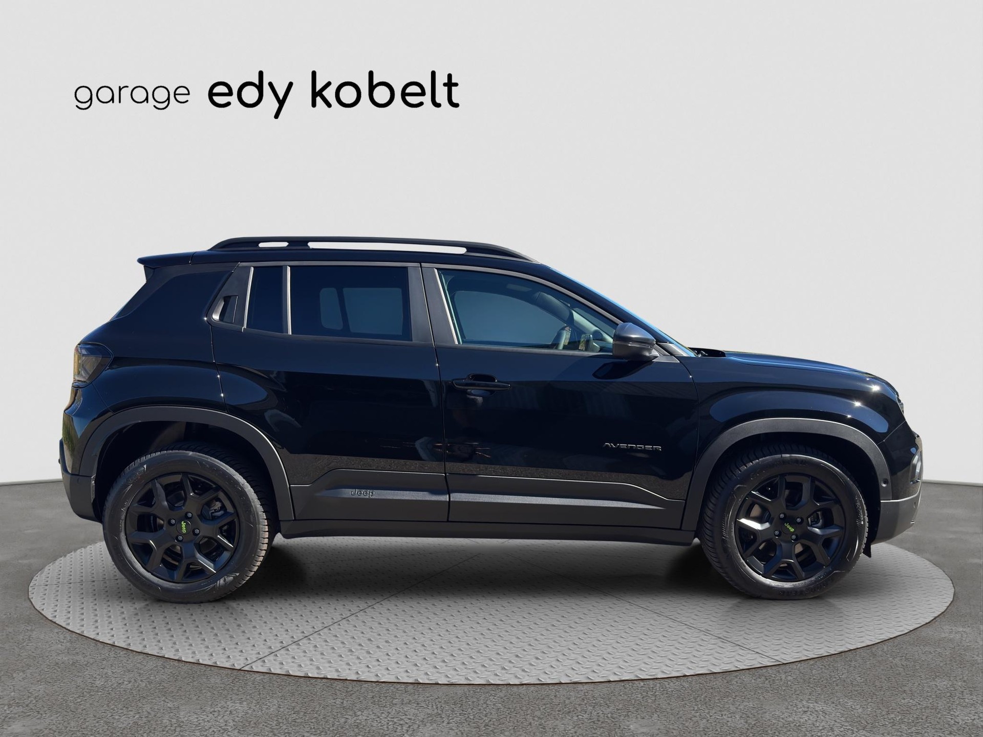 JEEP Avenger 1.2 MHEV Overland 4xe-image-19