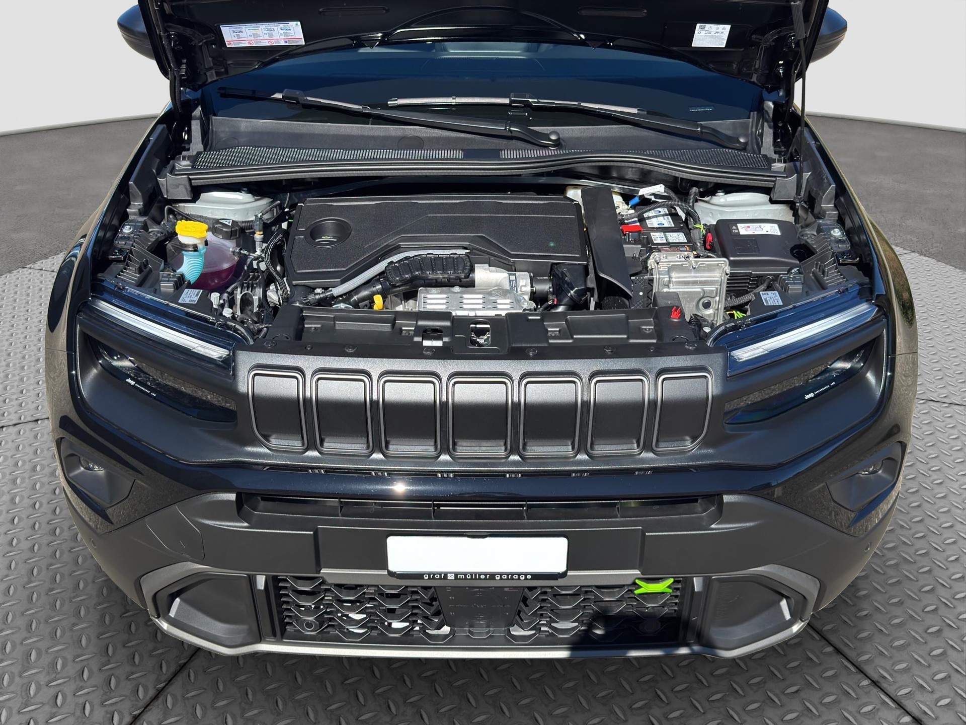 JEEP Avenger 1.2 MHEV Overland 4xe-image-22