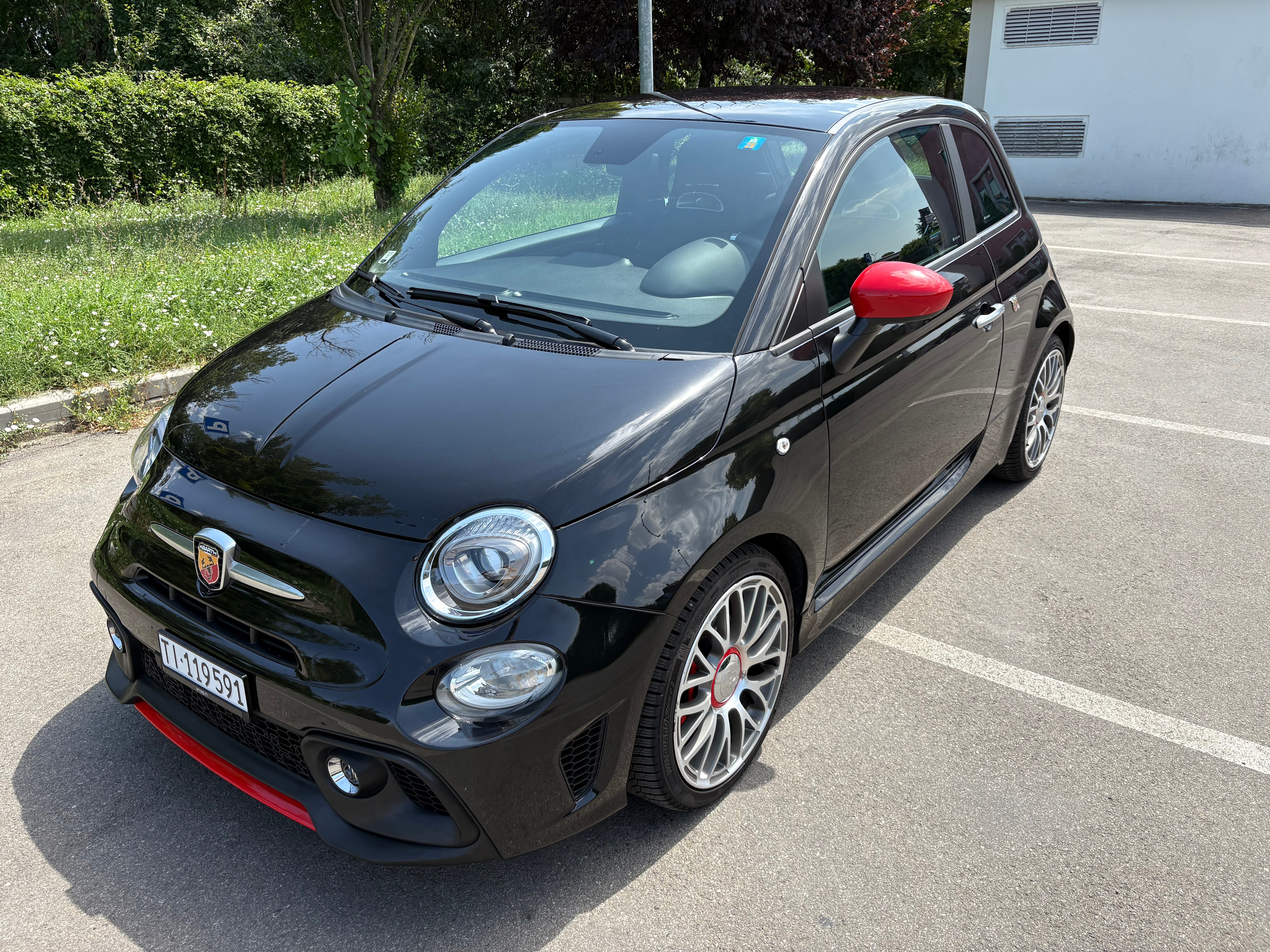 Car photo