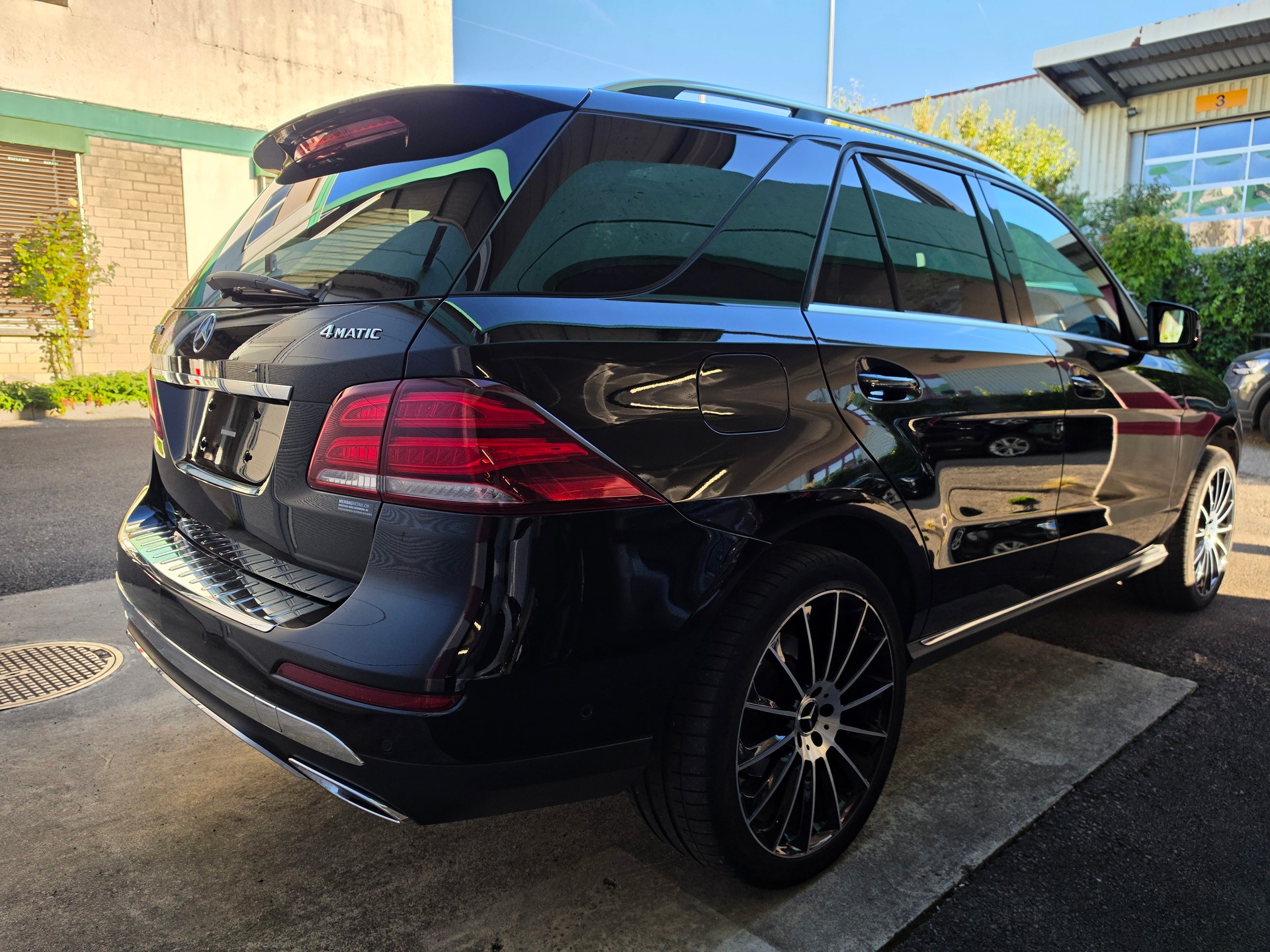 MERCEDES-BENZ GLE 350 d Executive 4Matic 9G-Tronic-image-6