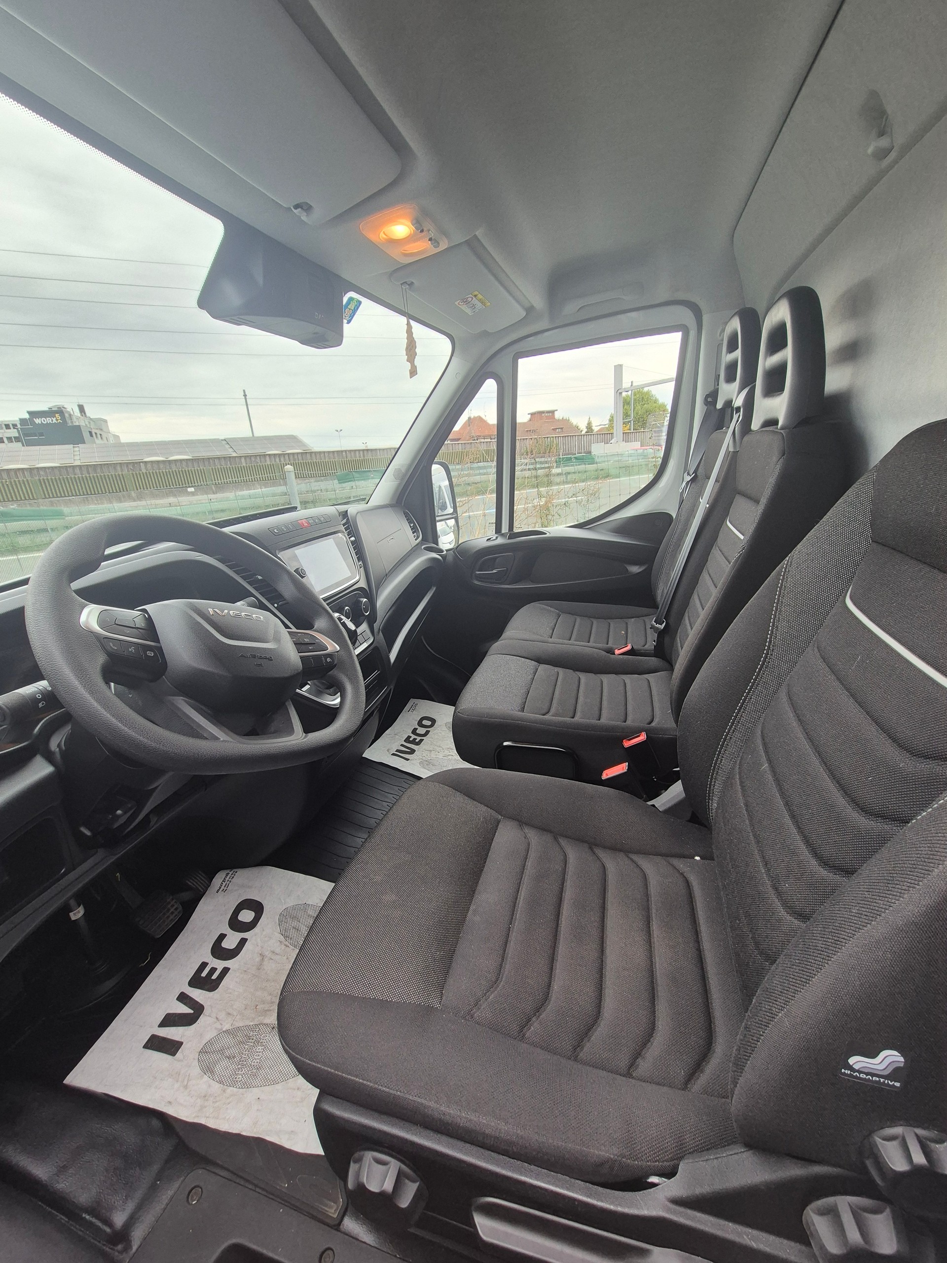 IVECO 35S18HA8-image-2