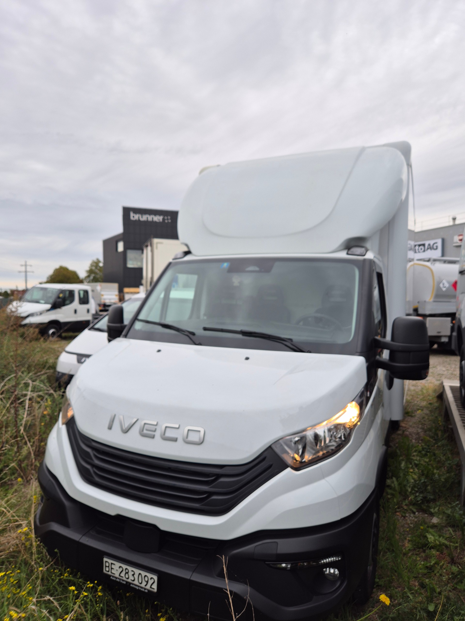 IVECO 35S18HA8-image-1