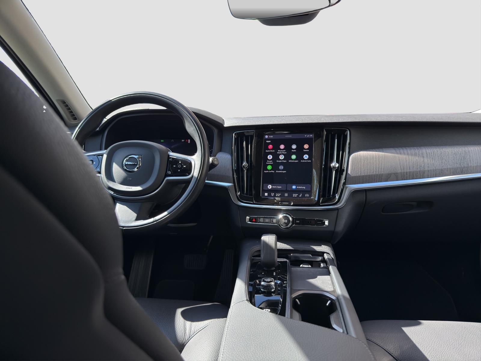 VOLVO V90 Cross Country B5 Diesel MHD Momentum AWD Geartronic-image-8